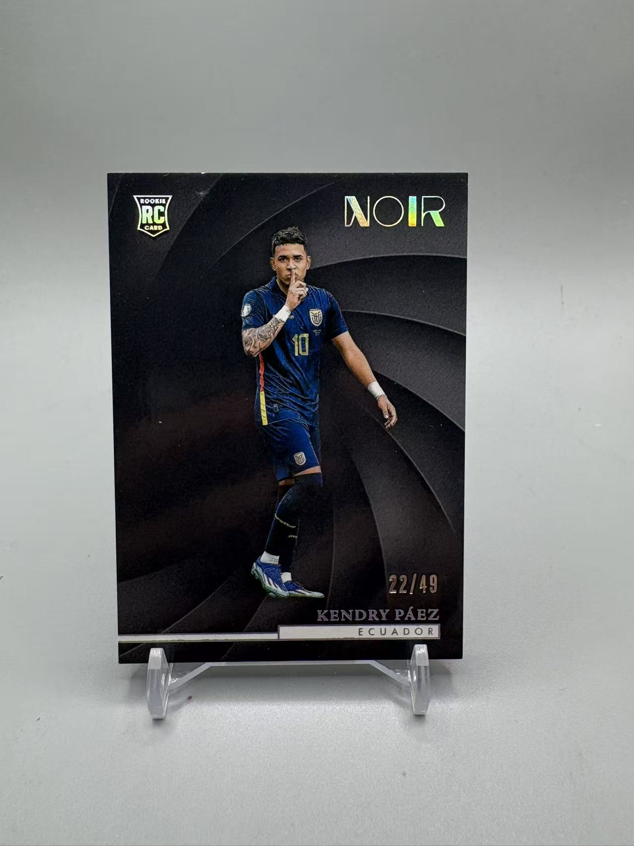 2024-25 Panini Noir kendry paez RC 【灰灰代拍】全新 诺尔 新秀 帕斯 /49编 竖版 新秀base 厄瓜多尔 波