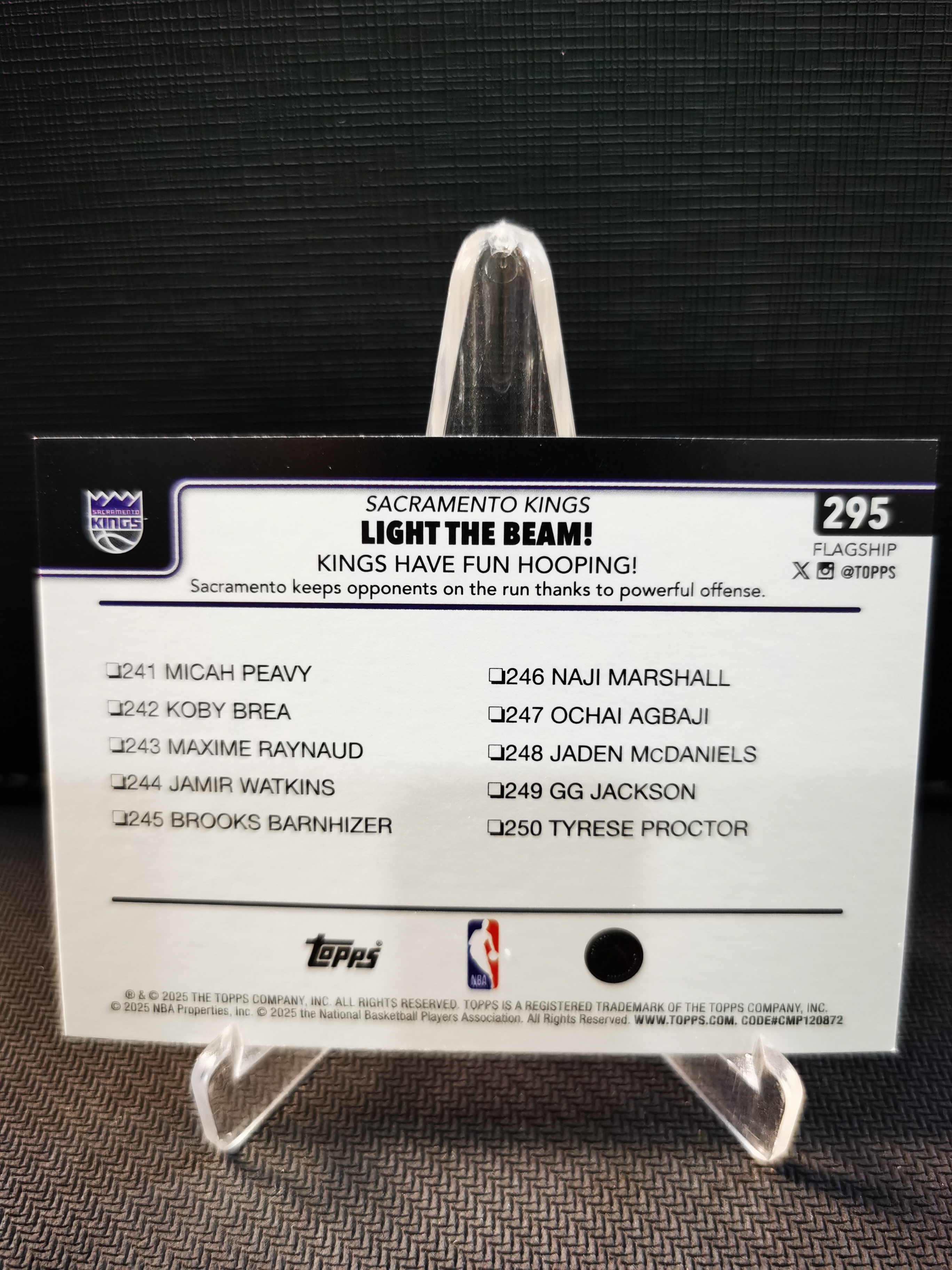 2025-26 Topps flagship 25赛季 球队卡 Combo base 多人 队伍特卡 国王队伍 蓝闪折 收藏必备 卡品如图 -猕猴桃-【乌苏拍卖】