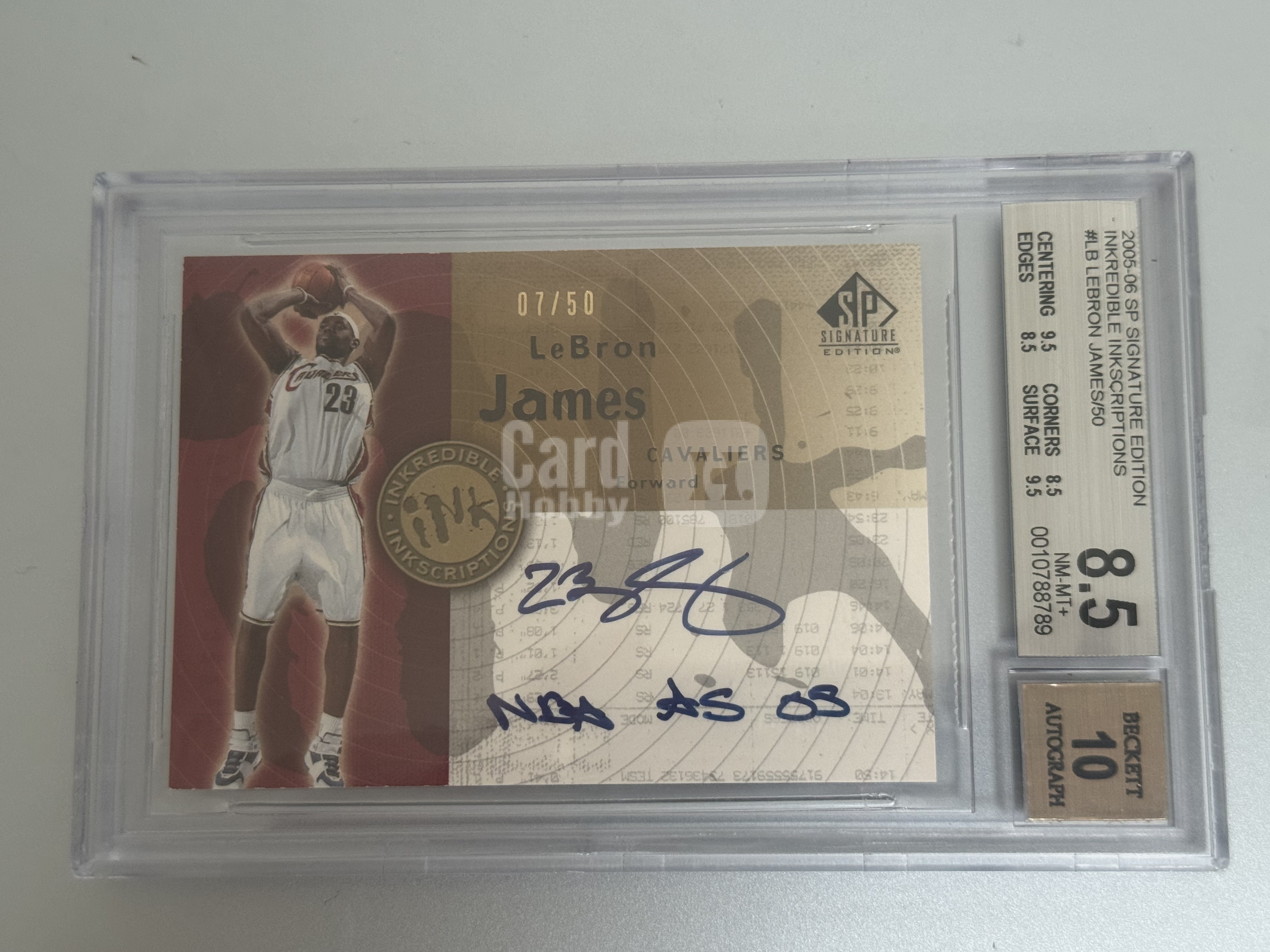 2025 Upper Deck SP LeBron James 骑士 勒布朗詹姆斯 老詹 50编 SIGNIFICANCE 全明星投篮 铭文 卡签 签字 墨迹湛蓝 BGS8.5/10分评级 #KL#