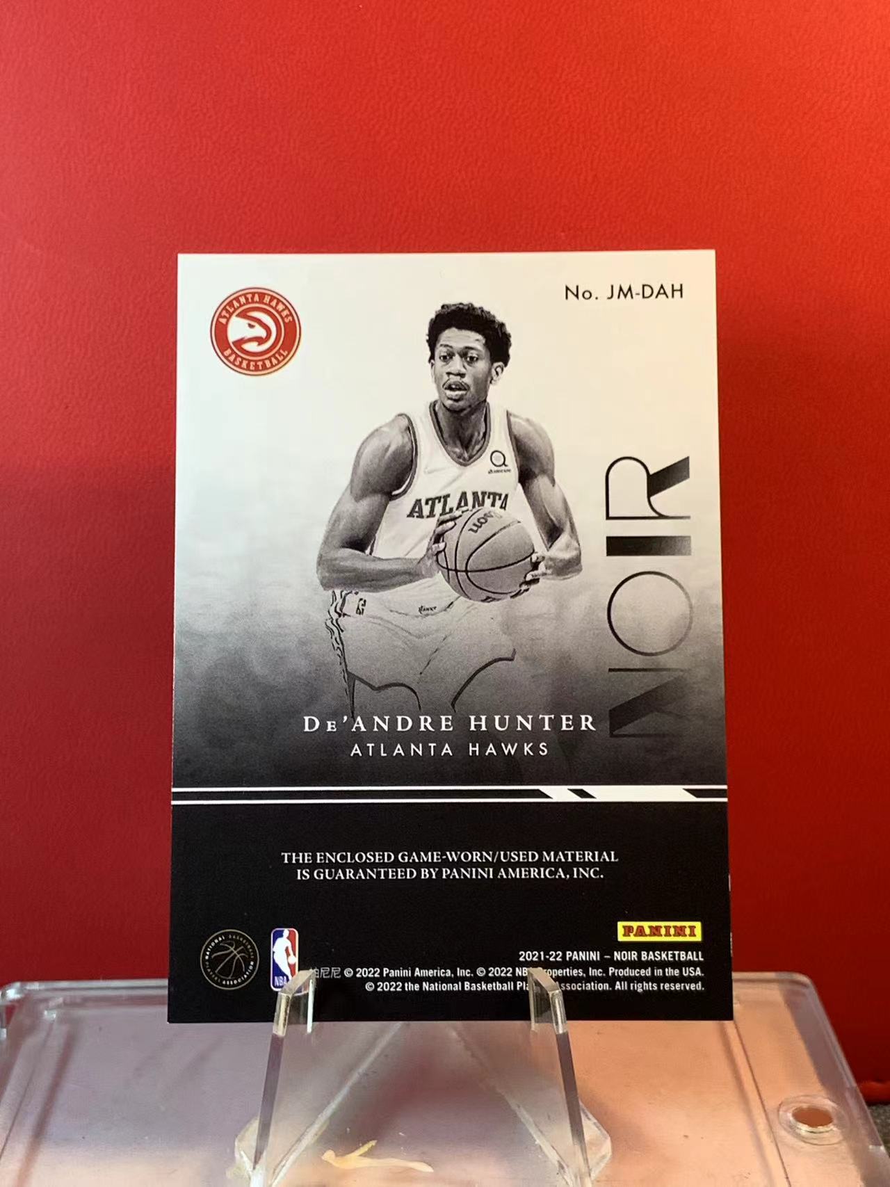 (詹叔代拍) 2021-22 2panini noir deandre hunter 诺尔 老鹰 德章泰 亨特 闪版 球衣 物料 大窗 61/99编 顺丰寄付 泰山