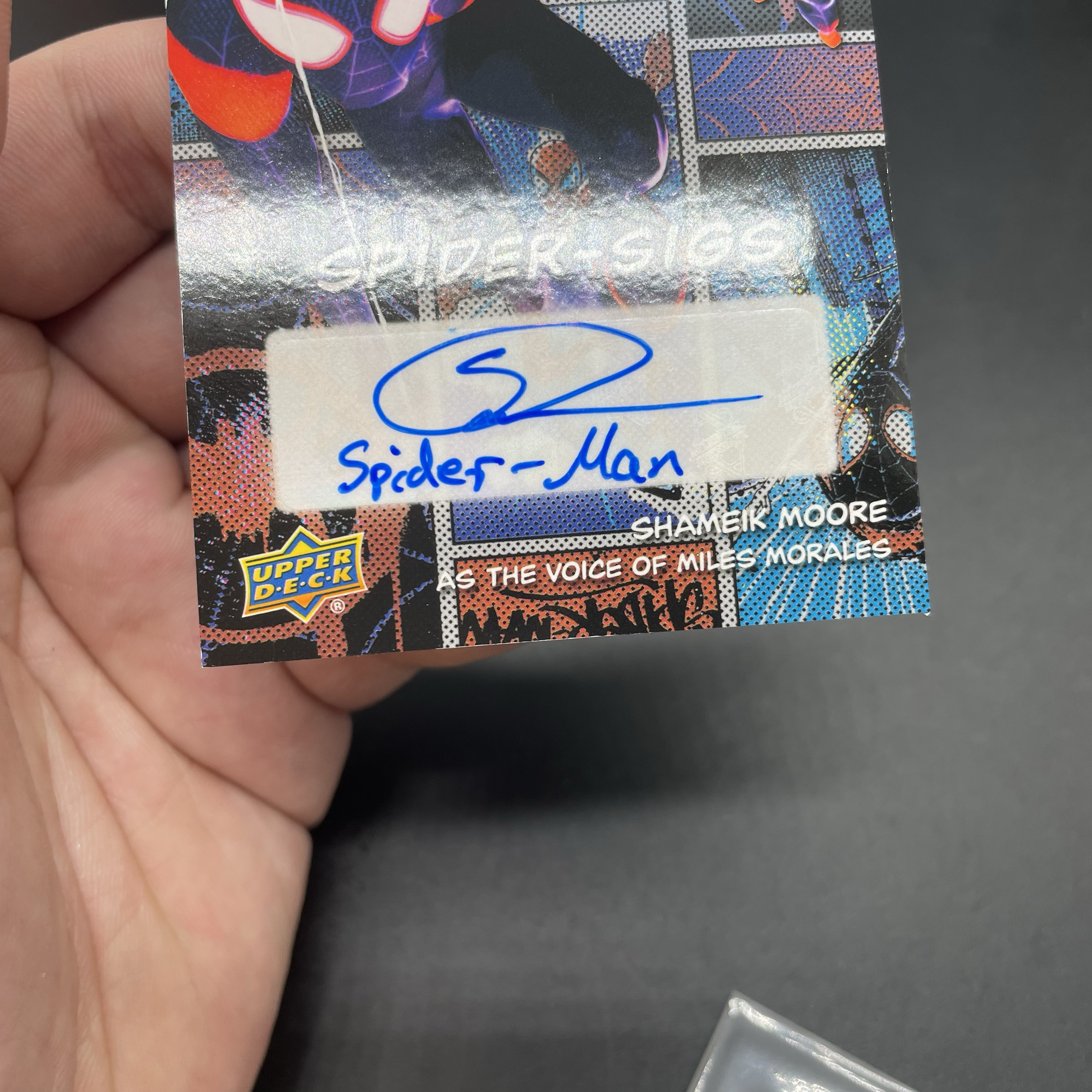 2018 Upper Deck Marvel Spider-Man Shameik Moore 漫威 蜘蛛侠 平行宇宙 沙梅克 摩尔 Miles Morales 配音演员 签字 铭文 品墨如图 wy
