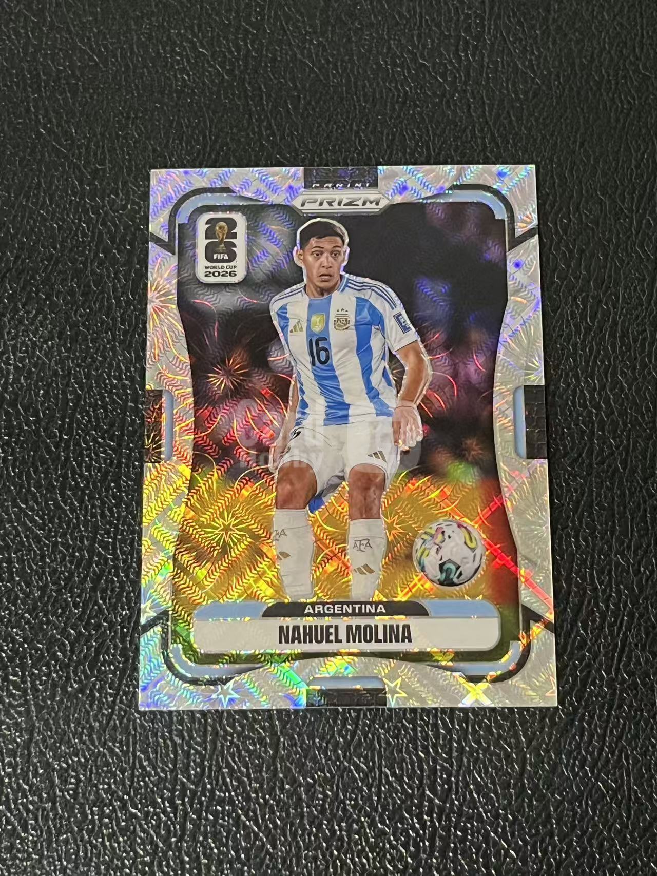 2026 Panini Prizm Fifa World Cup Nahuel Molina 莫利纳 马竞 烟花折 阿根廷 世界杯 银折 实卡精美 卡品如图 LZ8