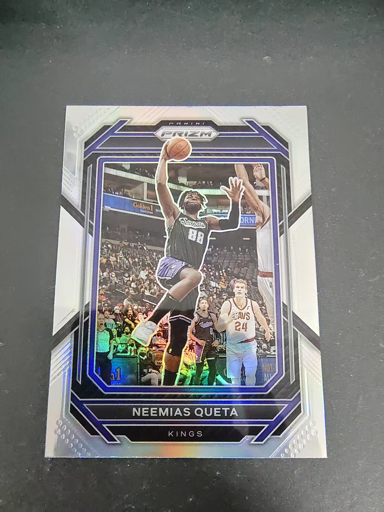 【可合并,不累计】2022-23 Panini Prizm Neemias Queta 内米亚斯 凯塔 国王 PZ 银折 划痕 边角瑕疵 #121