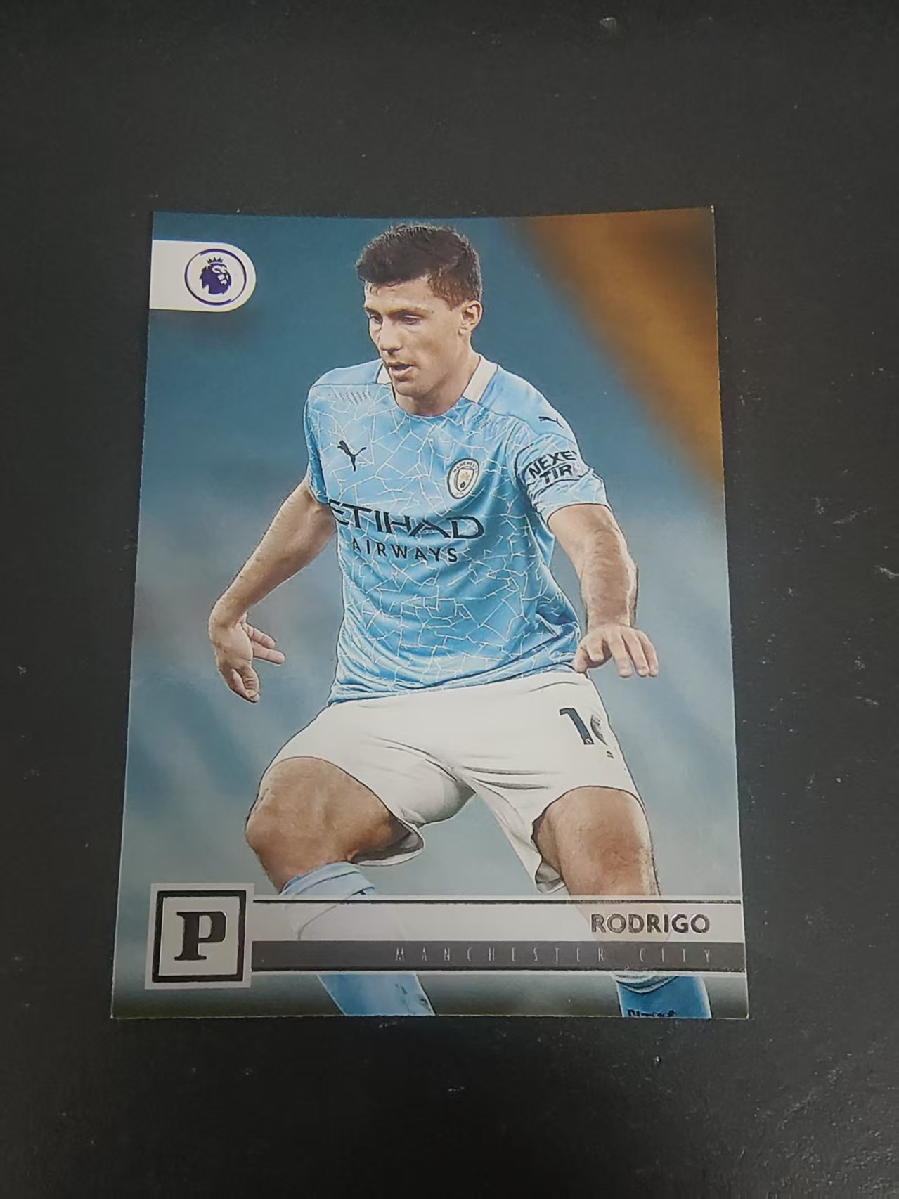 【可合并,不累计】2020-21 Panini Chronicles Rodrigo 罗德里 编年史 角微瑕