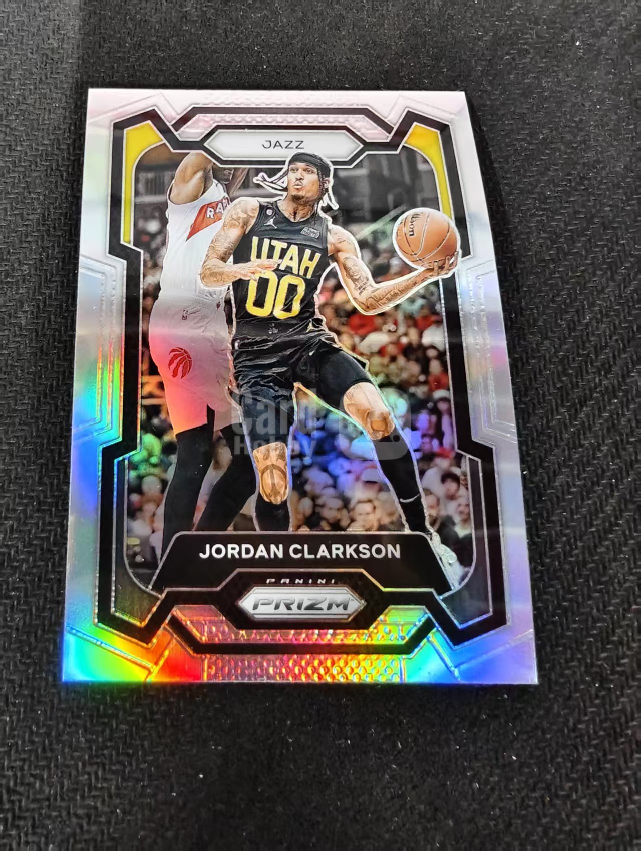 2023-24 Panini Prizm Jordan Clarkson 乔丹 克拉克森 爵士 银折 PZ 划痕 边角瑕疵 #65