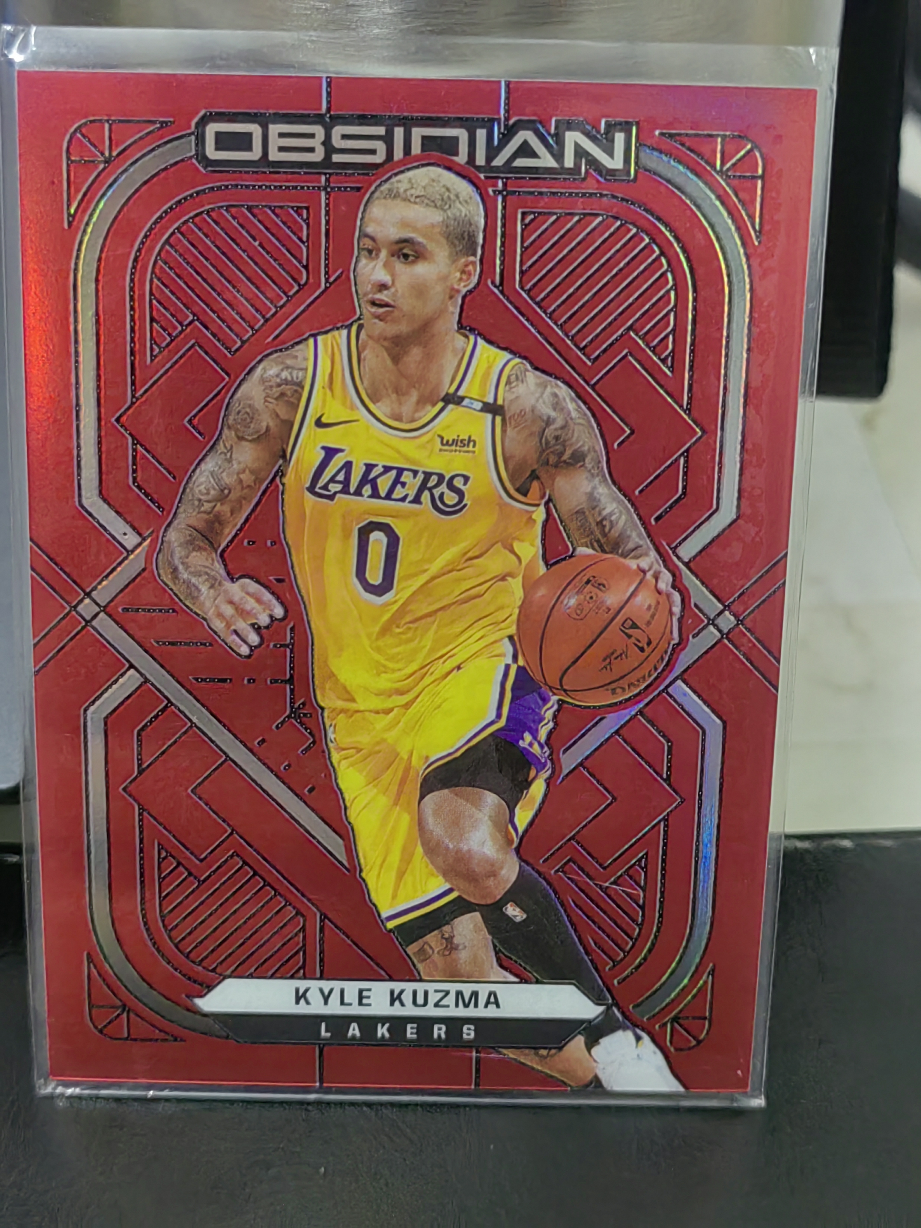 2020-21 Panini Obsidian Kyle Kuzma 黑曜石 红折 凯尔 库兹马 湖人 篮 白边白角 不保卡品 卡品如图
