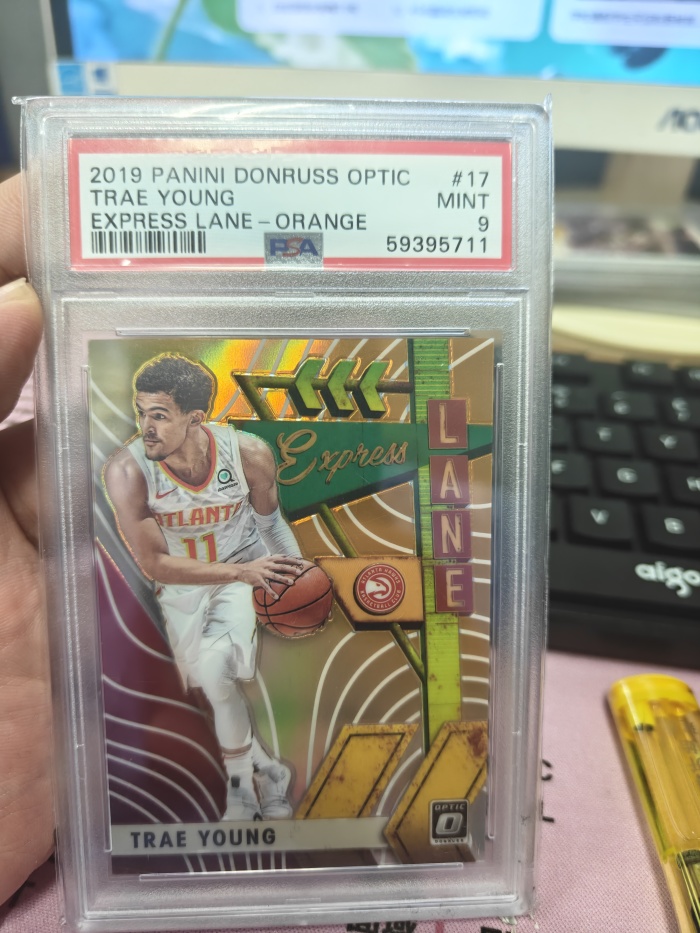 2019-20 Panini Donruss Optic Trae Young #17 PSA9分 新秀 次年 杜蕾斯 球票 特雷 杨 吹杨 大比例 橙折 49编 极度稀有 专收必备