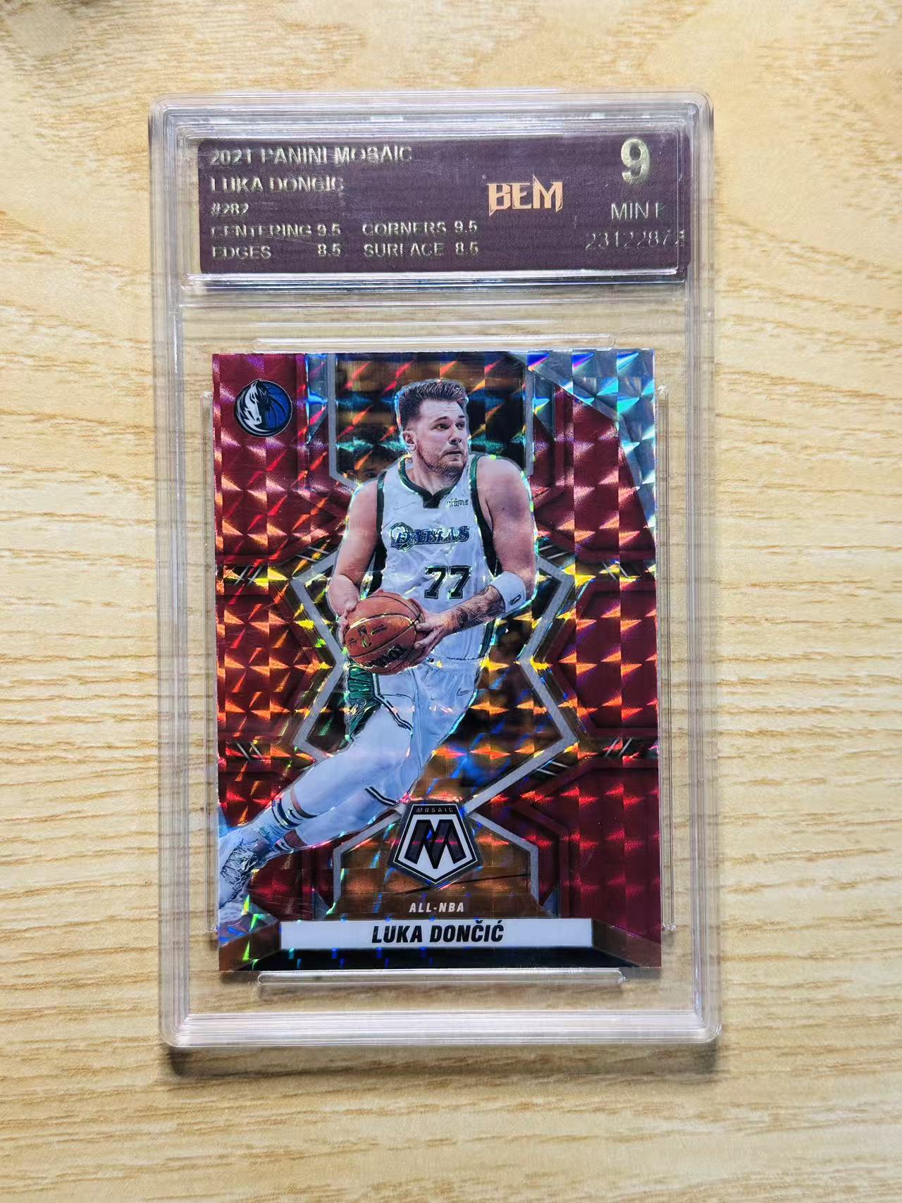 2021-22 Panini Mosaic Luka Doncic 马赛克 卢卡 东契奇 红马赛克折 独行侠 77 国评 收藏必备