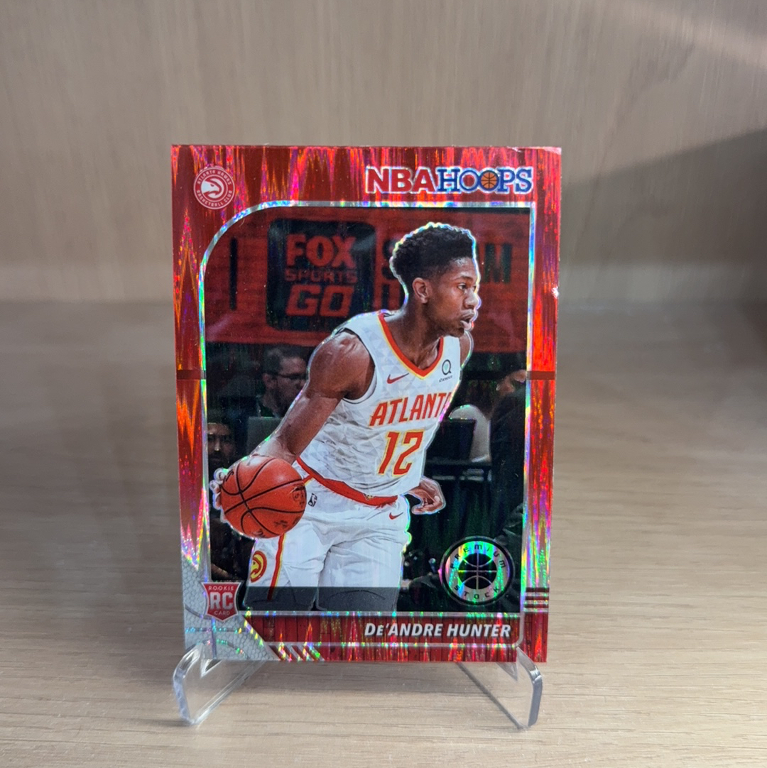 2019-20 Panini NBA Hoops De'Andre Hunter RC 【免费代卖】老鹰 新秀 RC 德安德烈 亨特 银折 瀑布折 折射 专收必备 值得收藏!!