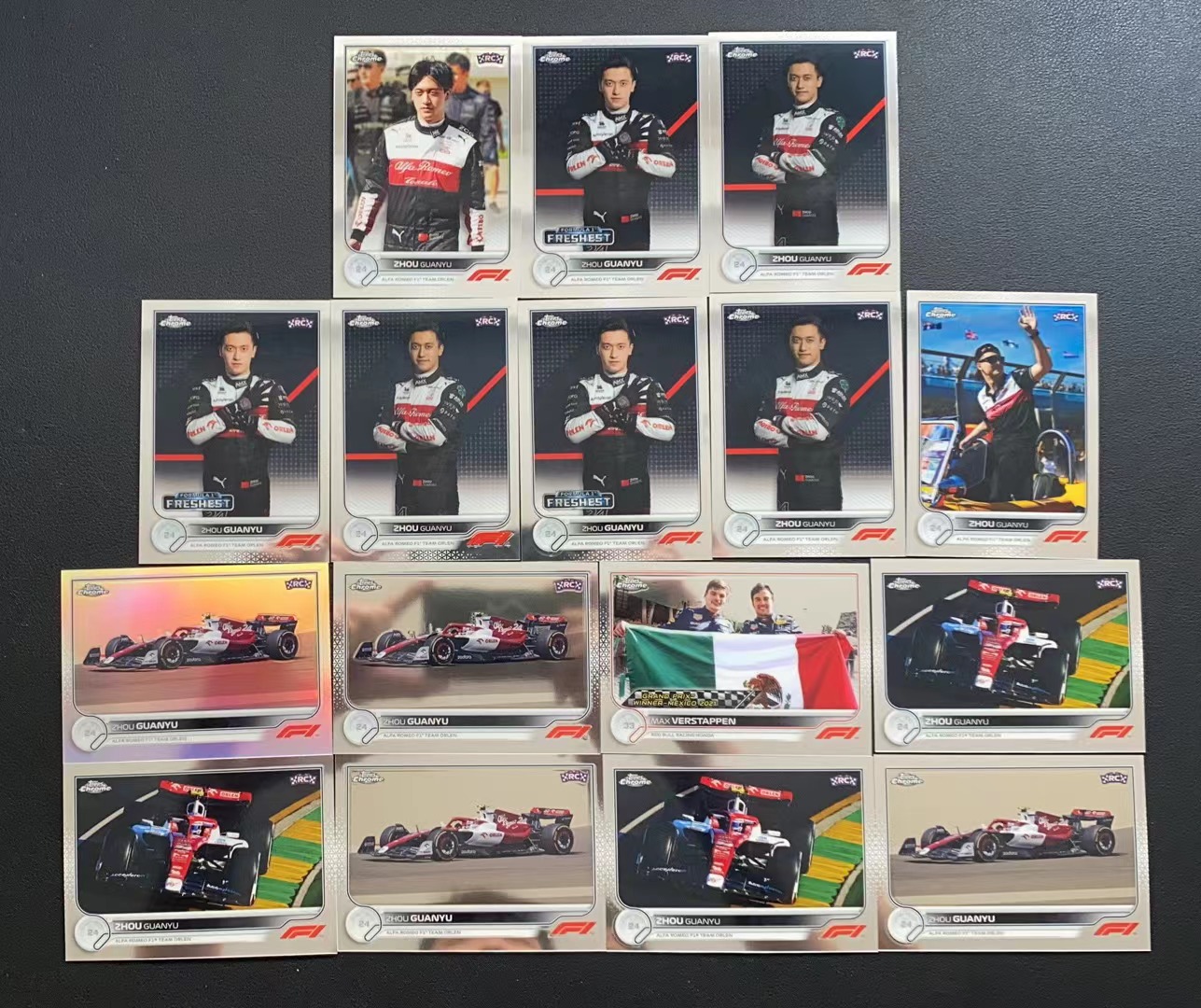 2022 Topps Chrome F1 新秀RC 周冠宇 定妆照 特卡 赛车 base lot【口吐芬芳】32【超新星代卖】C 卡淘