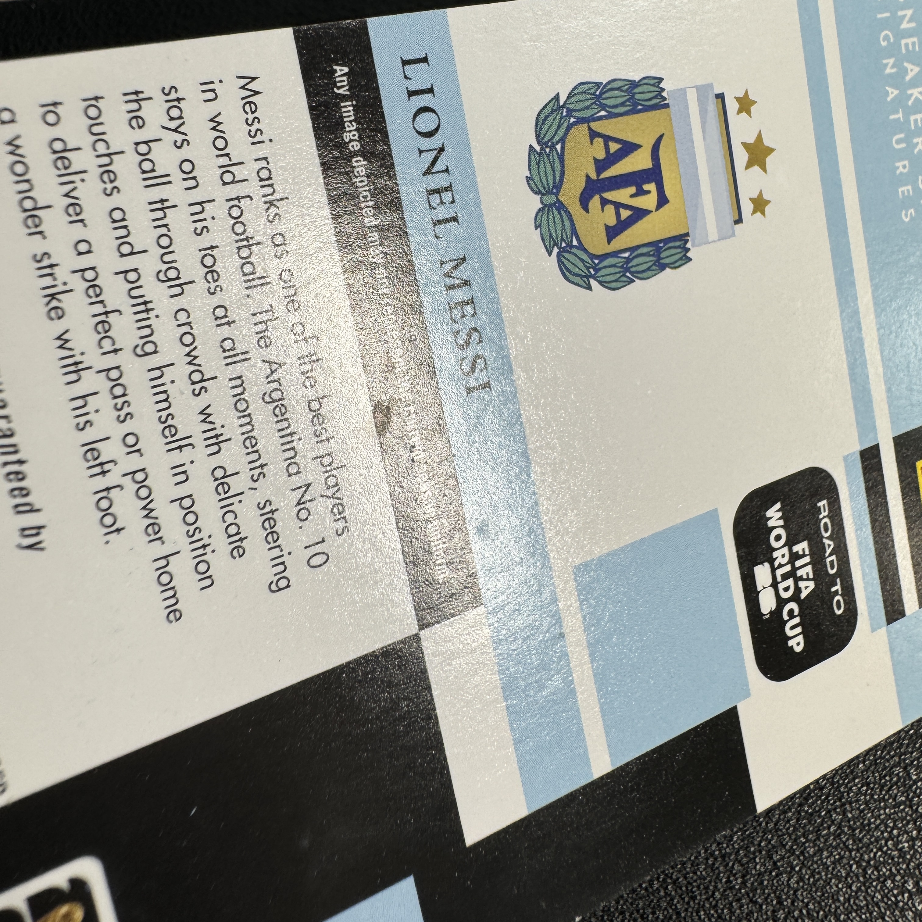 【FCB拍卖】2024-25 PANINI NOIR LIONEL MESSI 里奥 梅西 签字 卡签 36编 22/36 聚光灯 鞋灯 单一平行 招牌卡种 F50 阿根廷 巴萨 巴塞罗那 球王 诺尔 痕如图{霜筹80}FCBN11代理拍卖