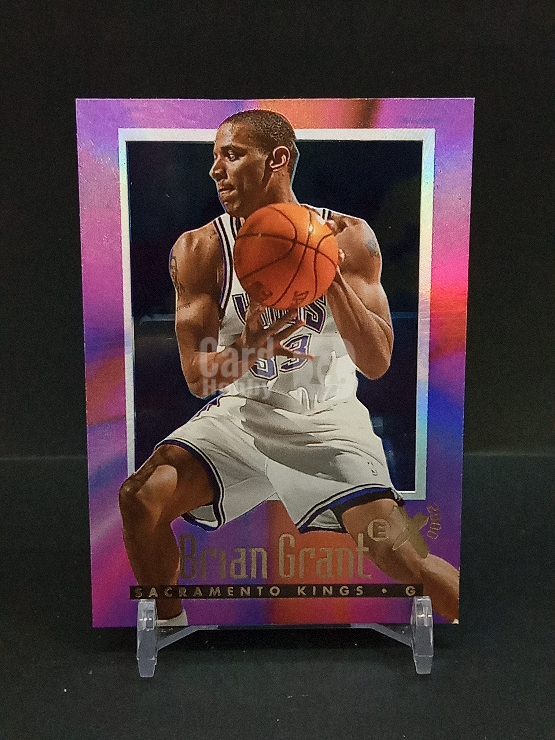 【DC拍卖】9.29小科比(微瑕)`1996-97 Skybox E-X2000 #62 Brian Grant 布莱恩格兰特 萨克拉门托国王 紫粉渐变胶片折射老球星卡`