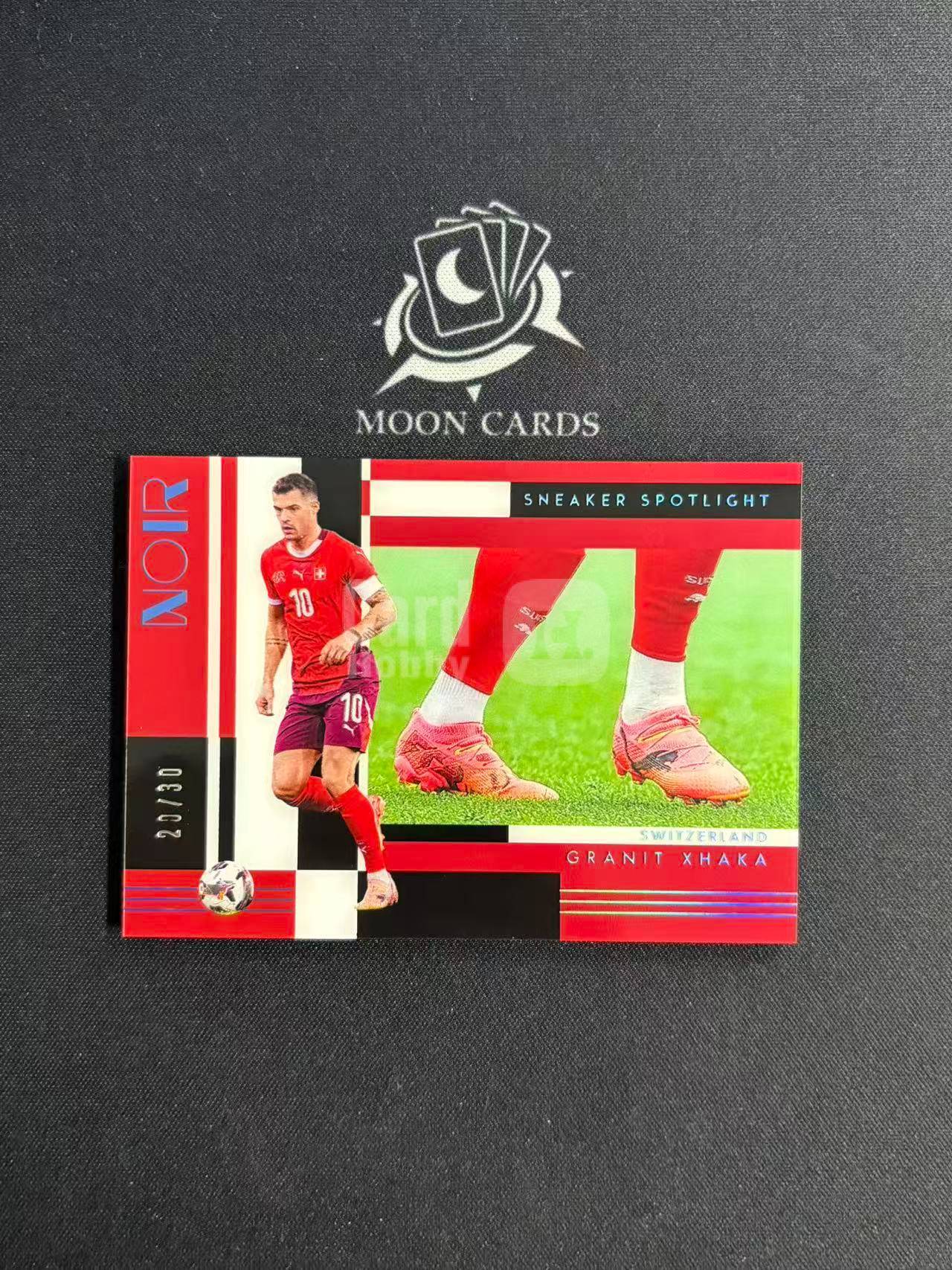 【梦卡拍卖】2024-25 PANINI Noir 诺尔 世界杯之路 Granit Xhaka 瑞士 格拉尼特 扎卡 /30编 镜面 鞋灯 #DD# 围殴哥