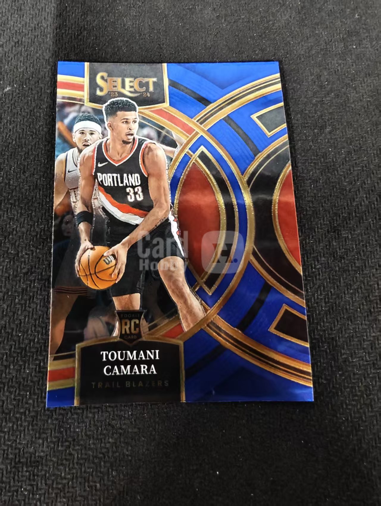 【可合并，不累计】2023-24 Panini Select Toumani Camara RC 新秀 开拓者 图马尼 卡马拉 二级 划痕 边角瑕疵 #115