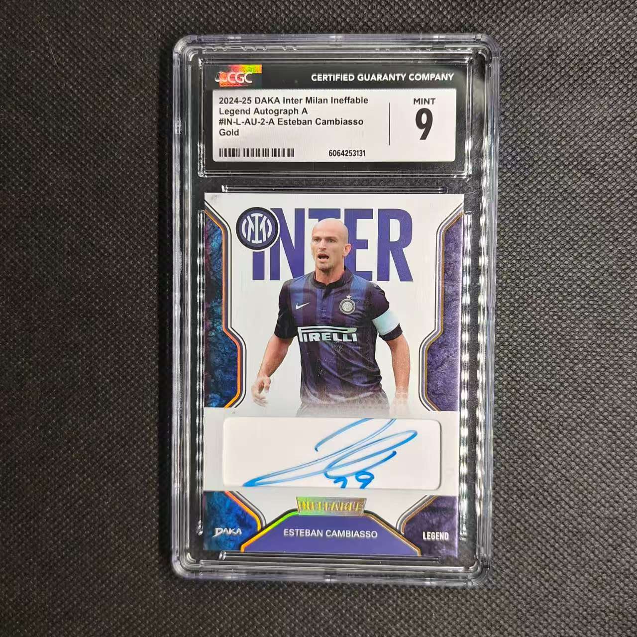 2024-25 DAKA 国际米兰队盒 Esteban Cambiasso 怪胎#达咖 国米队盒 埃斯特班 坎比亚索 签字 签名 20/20编 CGC评级 收藏必备