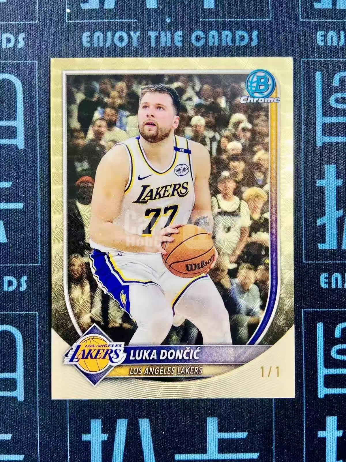 【扒卡拍卖 】2026 Topps Bowman Chrome Luka Doncic 卢卡 东契奇 1/1编 One of One 首版湖人皮正爆金折射 77无签字 系列最大Hit 国外天价 Fanatics护盘顶流好卡 无敌大炮0529