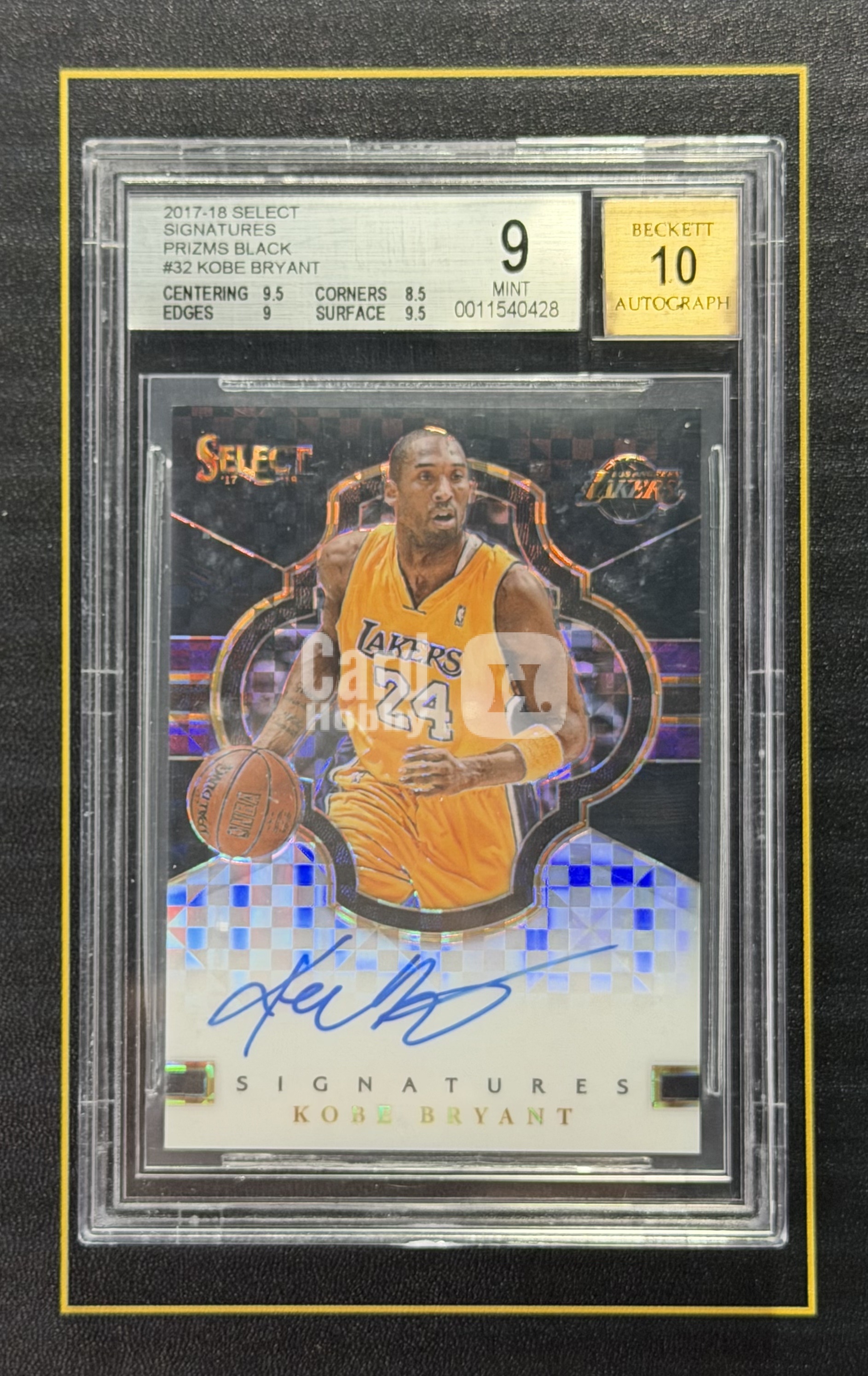 【超新星精品】2017-18 Panini Select Kobe Bryant 湖人 小飞侠 黑曼巴 科比布莱恩特 1/1编 ofo 黑格子折 黑棋盘折 折射 卡签 签字 BGS9分评级签字10分评级【金豆豆】