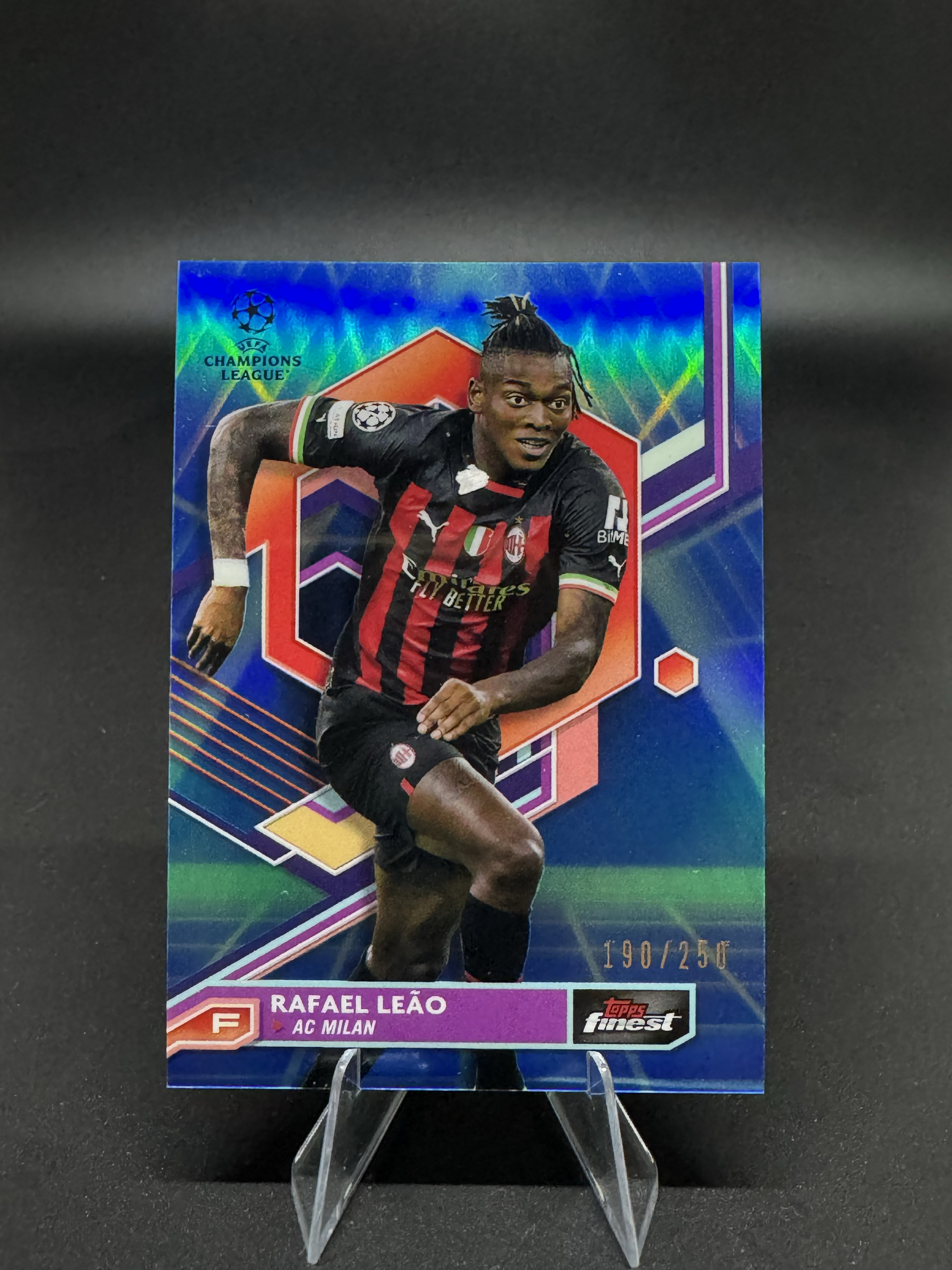 2023 Topps Finest Rafael Leao 【蓉城拍卖】拉斐尔 莱奥 AC米兰 190/250编 欧冠 蓝折 葡萄牙 收藏必备 赛文