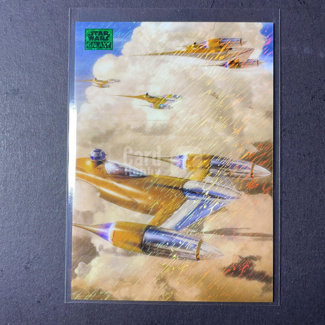 2025 Topps Star Wars 星球大战 N-1战机 抵抗军战斗机 base绿shimmer折射199编 序号79 2025 Topps Chrome星战银河Galaxy系列