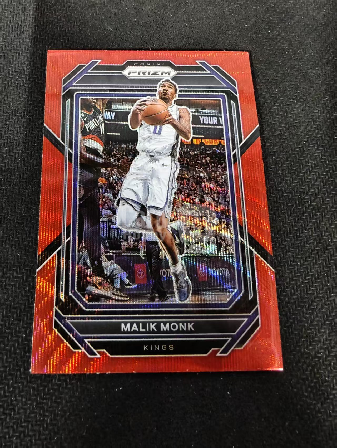 2022-23 Panini Prizm Malik Monk 马利克 蒙克 国王 红波纹 PZ 划痕 边角瑕疵 #142