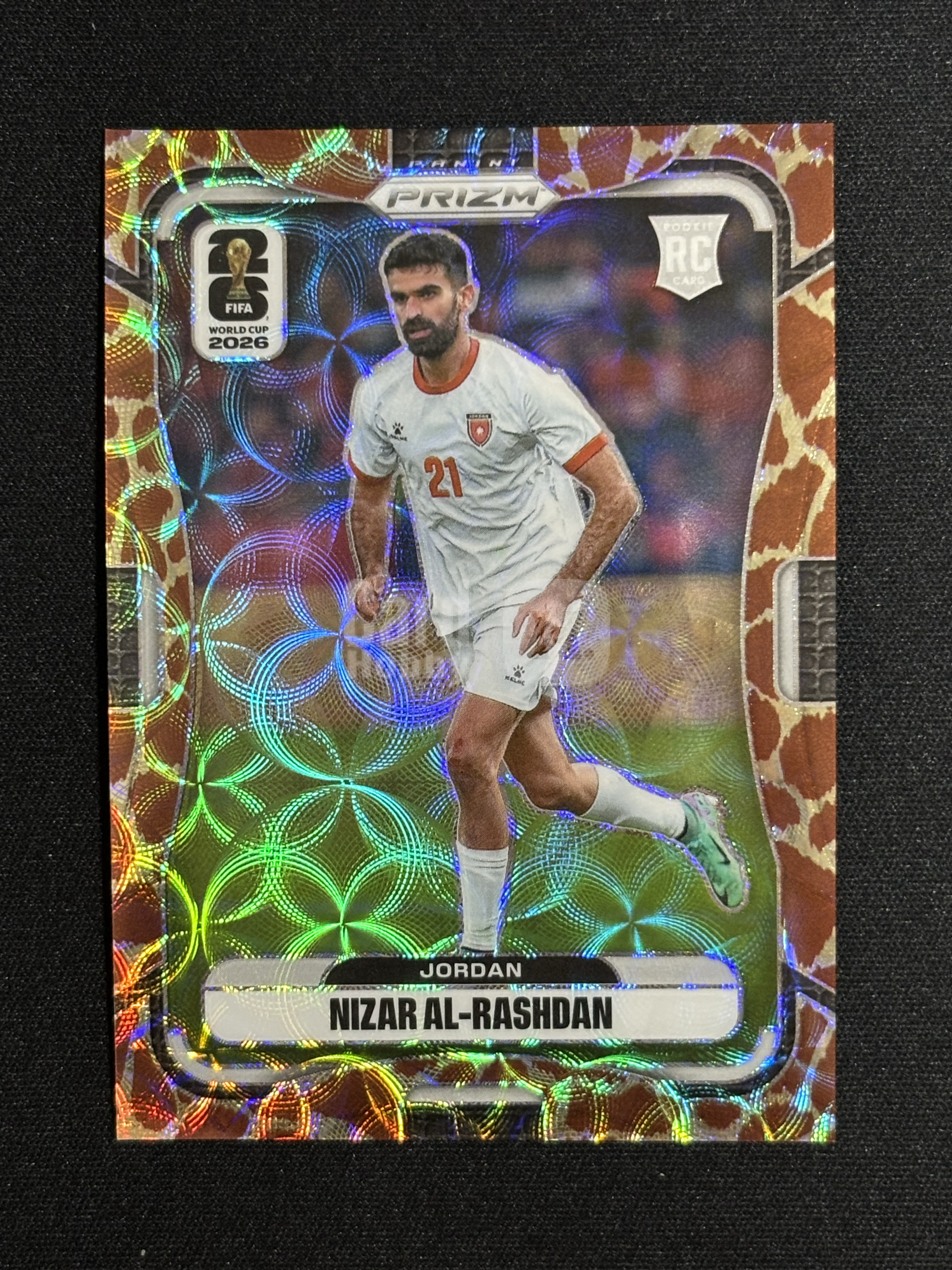 2026 Panini Prizm World Cup Nizar Al-Rashdan RC FIFA 世界杯 阿尔拉什丹 新秀 约旦 Choice独占 长劲鹿圈圈折 大比例 瑕疵如图 - 红豆