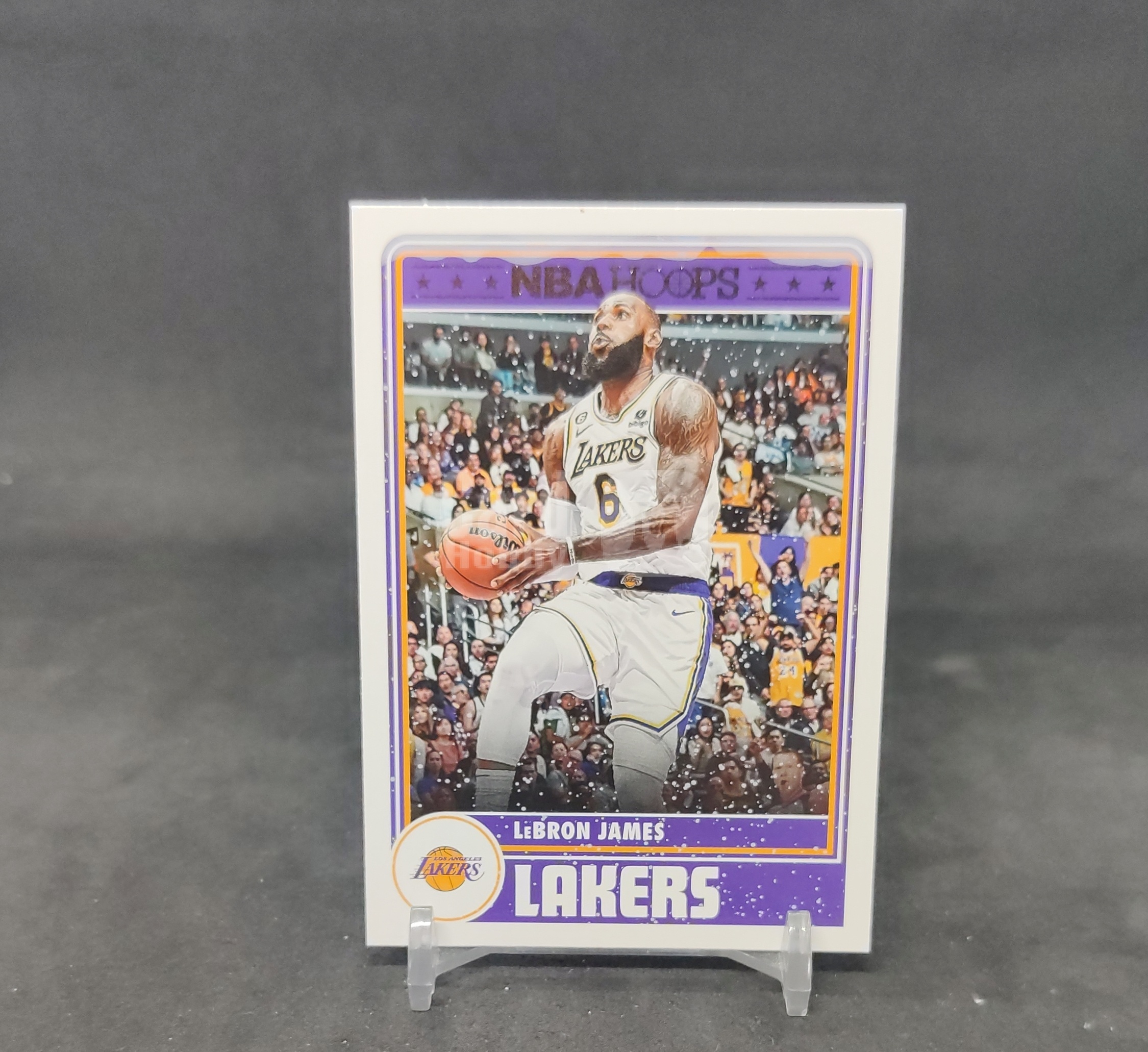 【DC拍卖】7.14 2023-24 Panini NBA Hoops 勒布朗詹姆斯 LeBron James 复古海报 base #290 洛杉矶湖人