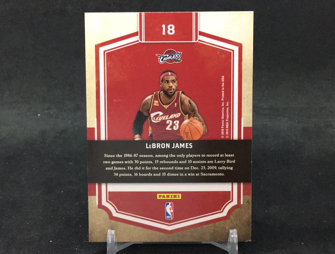 【DC拍卖】4.29(微瑕)2009-10 Panini Classics #18 勒布朗·詹姆斯 骑士队 Dress Code着装特卡 08-09赛季全能表现 小皇帝生涯巅峰期经典特卡收藏