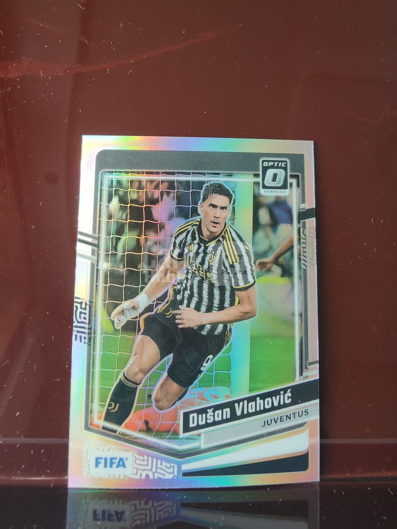 2023-24 Panini Donruss dusan vlahovic 杜尚 弗拉霍维奇 尤文图斯  银折 FIFA 杜蕾斯Optic O版 卡品如图 Q011M