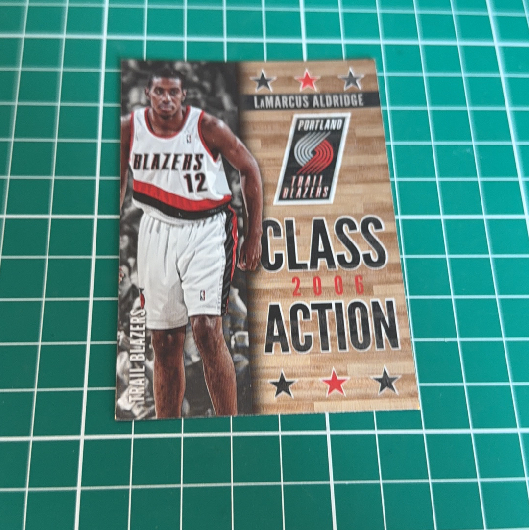 2013-14 Panini Americana LaMarcus Aldridge S.p.a. 拉马库斯阿尔德里奇 阿德class action 特卡 闪卡 新秀选图 十年老卡 绝版卡 稀有大比例