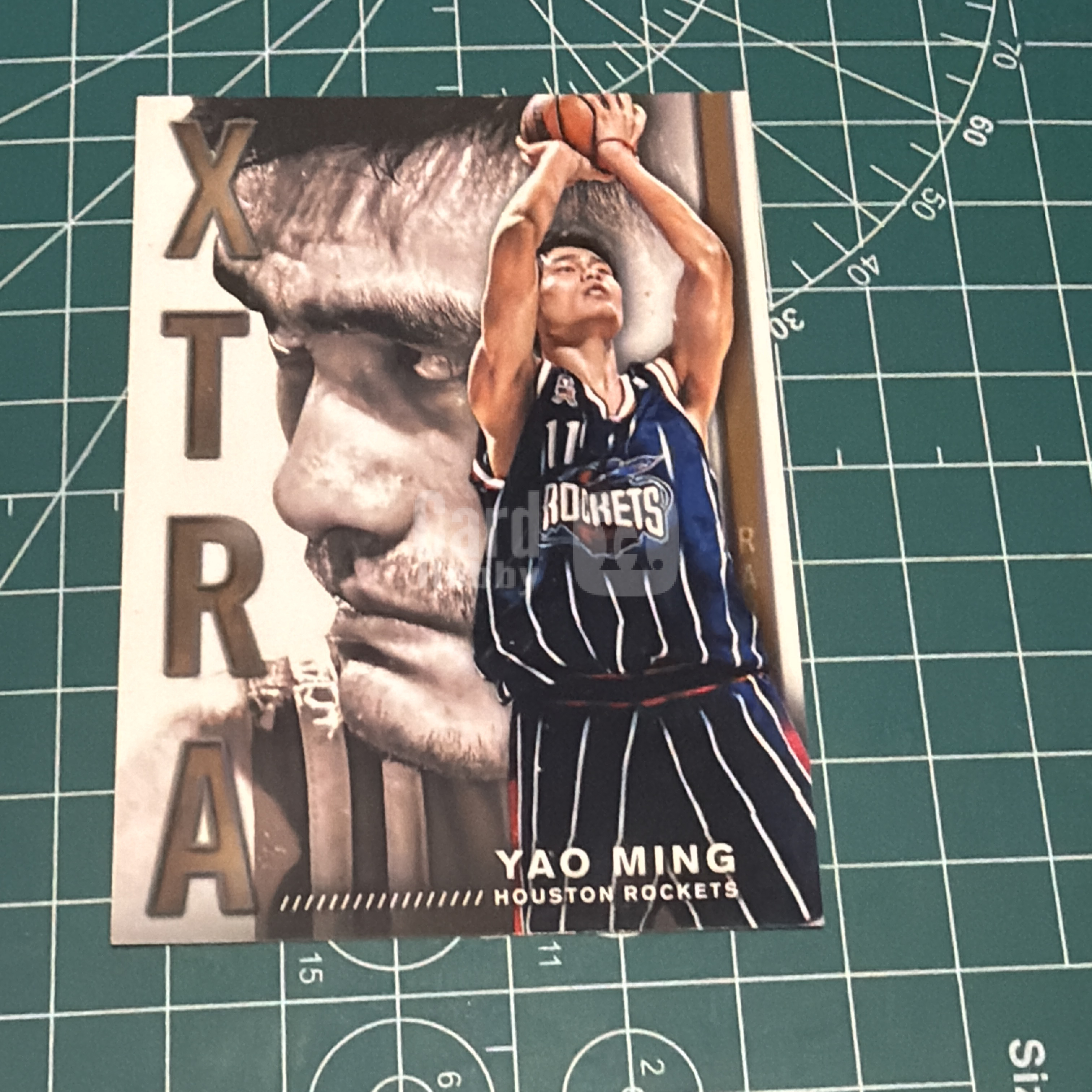 2014-15 Panini Americana Yao Ming S.p.a. 姚明 小巨人 Xtra超大比例特卡 大头双材质 hit 十年老卡