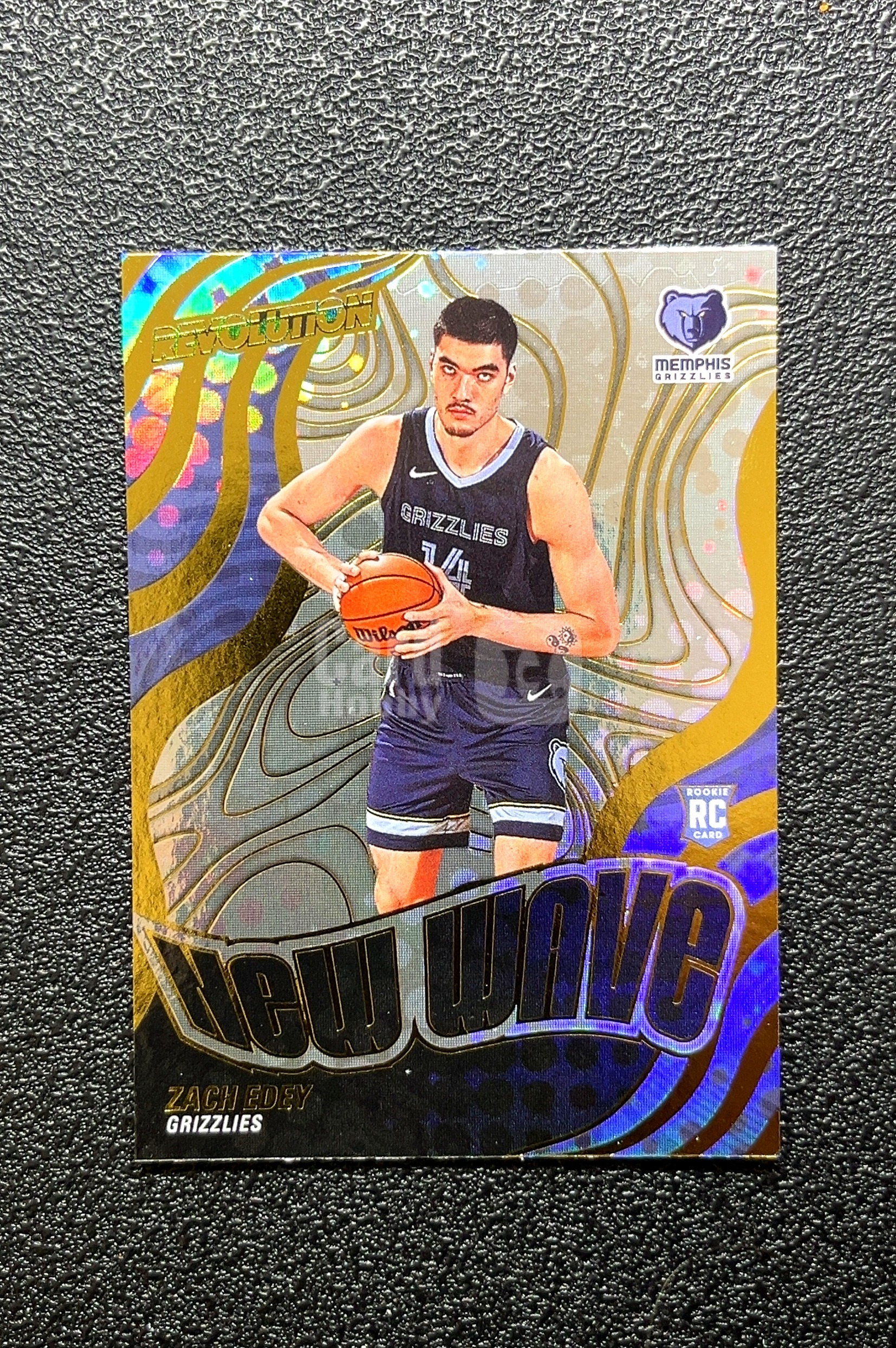【岛屿拍卖】2024 Panini Revolution New Wave 新潮 Zach Edey 扎克·埃迪 银折 折射 新秀 RC 卡品如图 高价值 #10 Memphis 0009#327