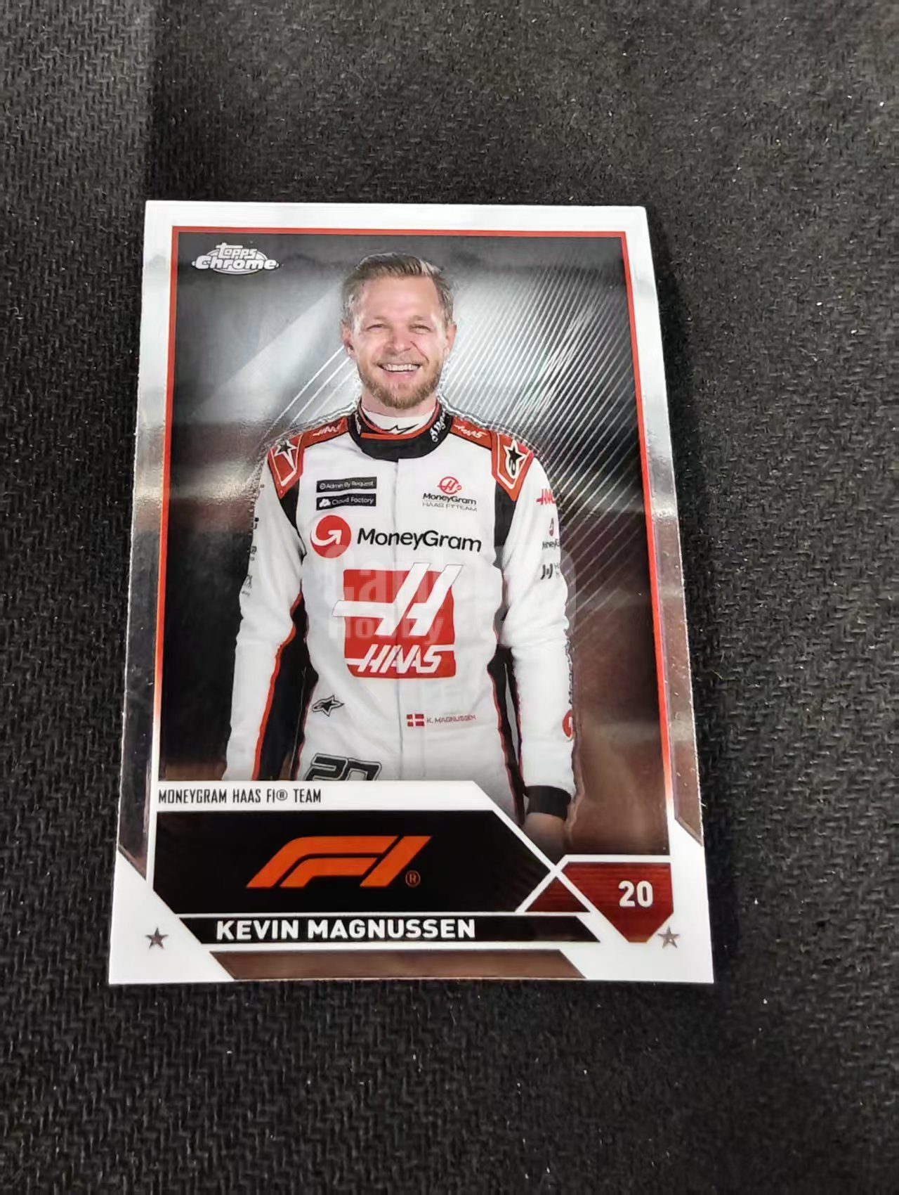 2023 Topps Chrome Kevin Magnussen 凯文 马格努森 哈斯 F1 划痕 边角瑕疵 #49