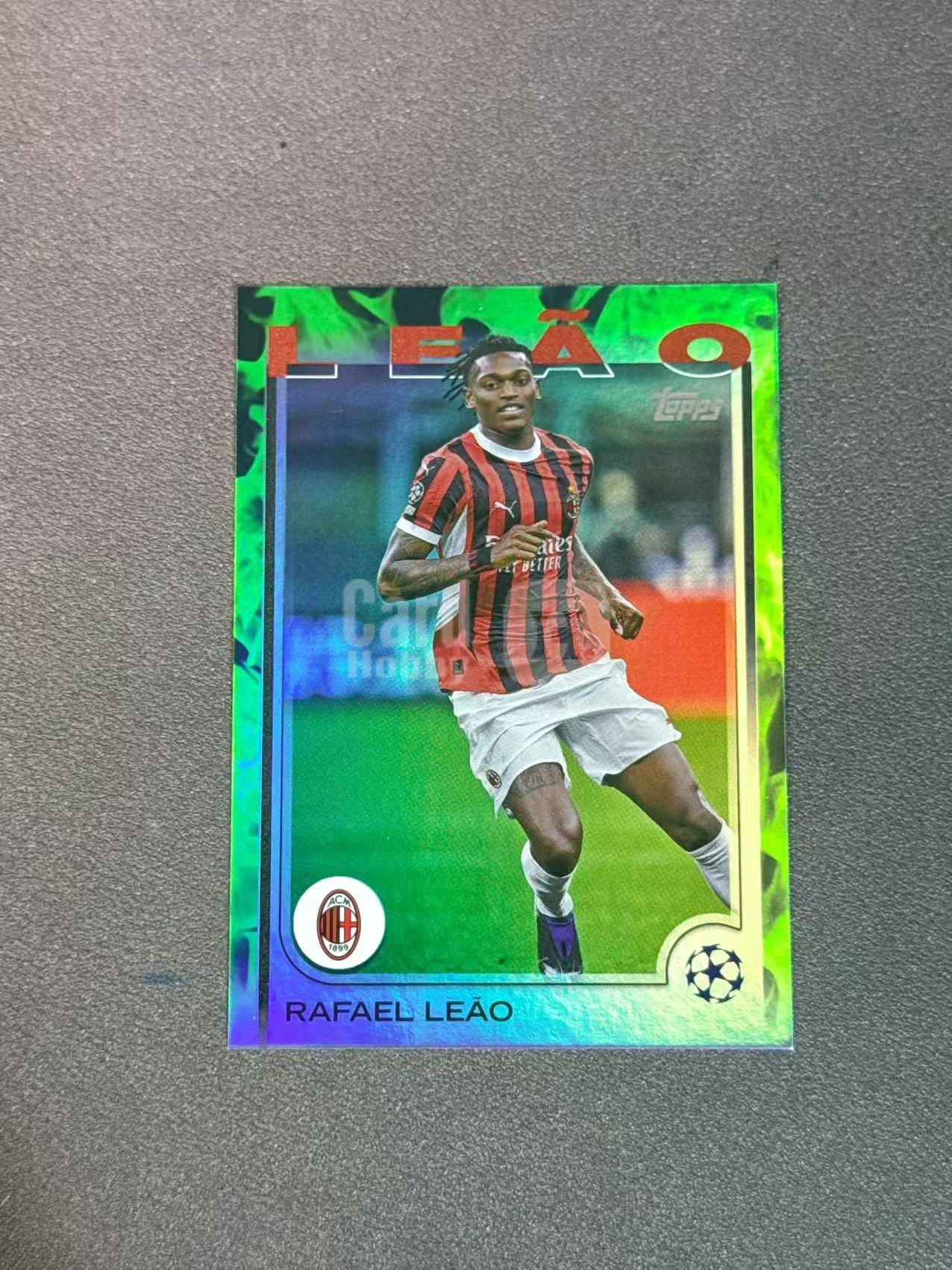 2025 Topps Topps Rafael Leao 莱奥 葡萄牙 AC米兰 欧冠 绿火焰折 199编 收藏必备