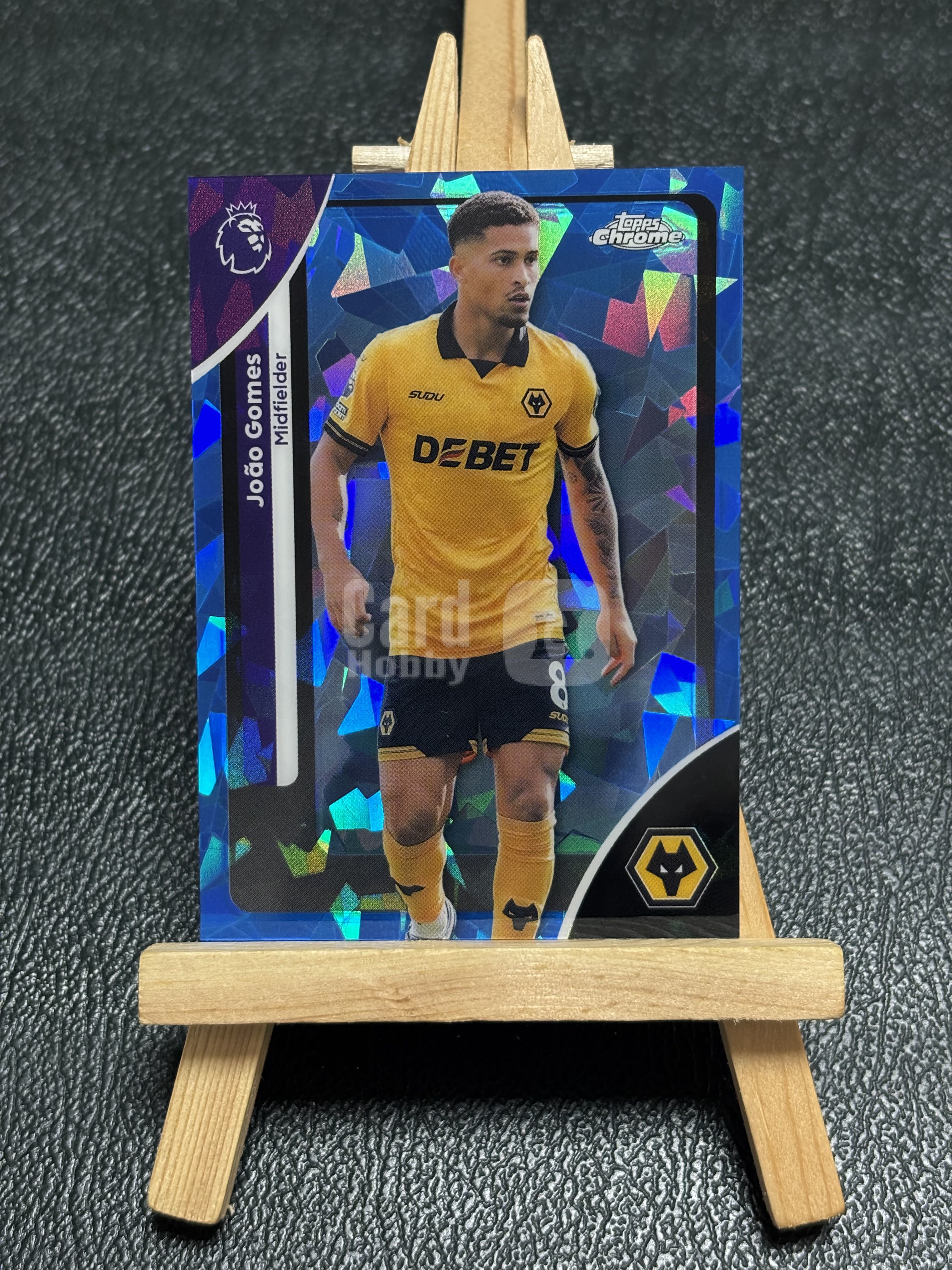 2026 Topps Chrome Joao Gomes 戈麦斯 狼队 蓝碎冰折 蓝宝石 英超 银折 实卡精美 收藏必备 卡品如图 七七代卖 XO6