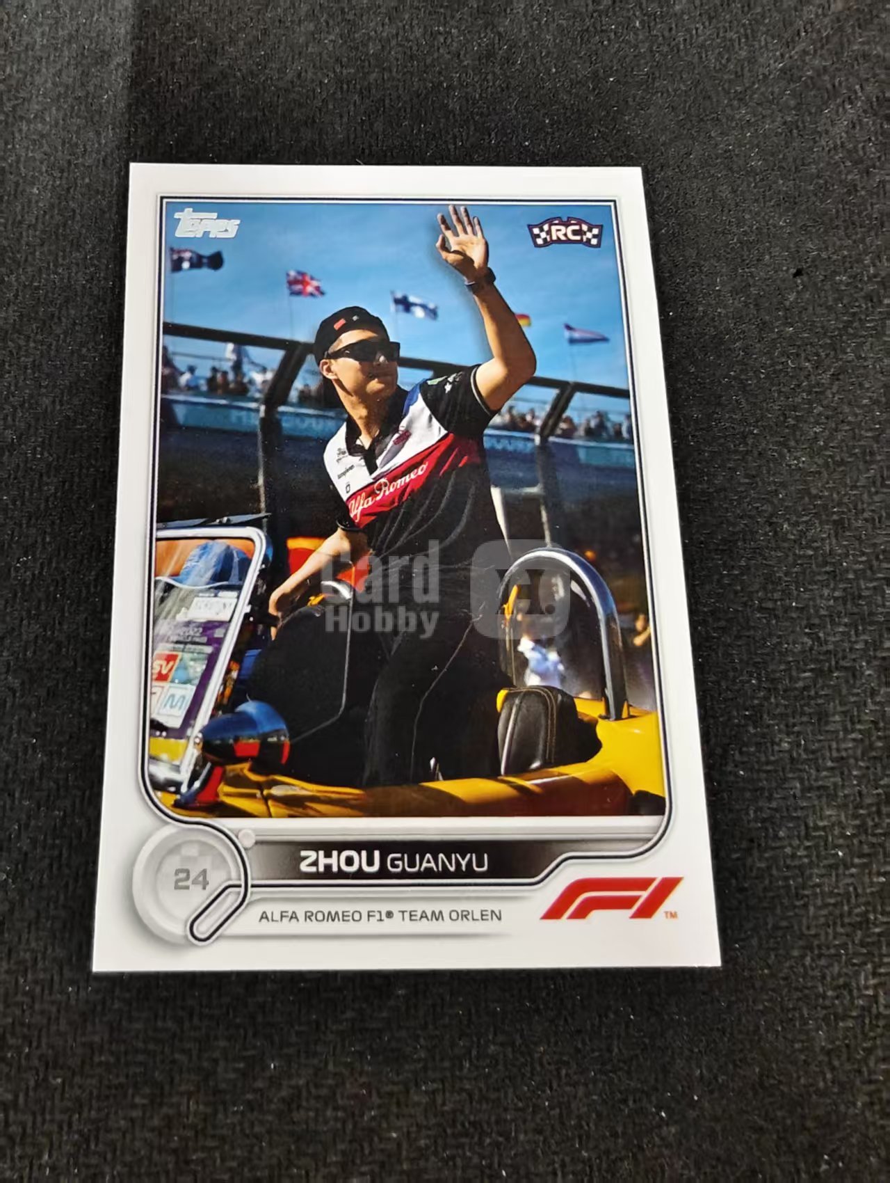 2022 Topps Chrome F1 Guanyu Zhou RC 周冠宇 新秀 阿尔法罗密欧 划痕 边角瑕疵 @66