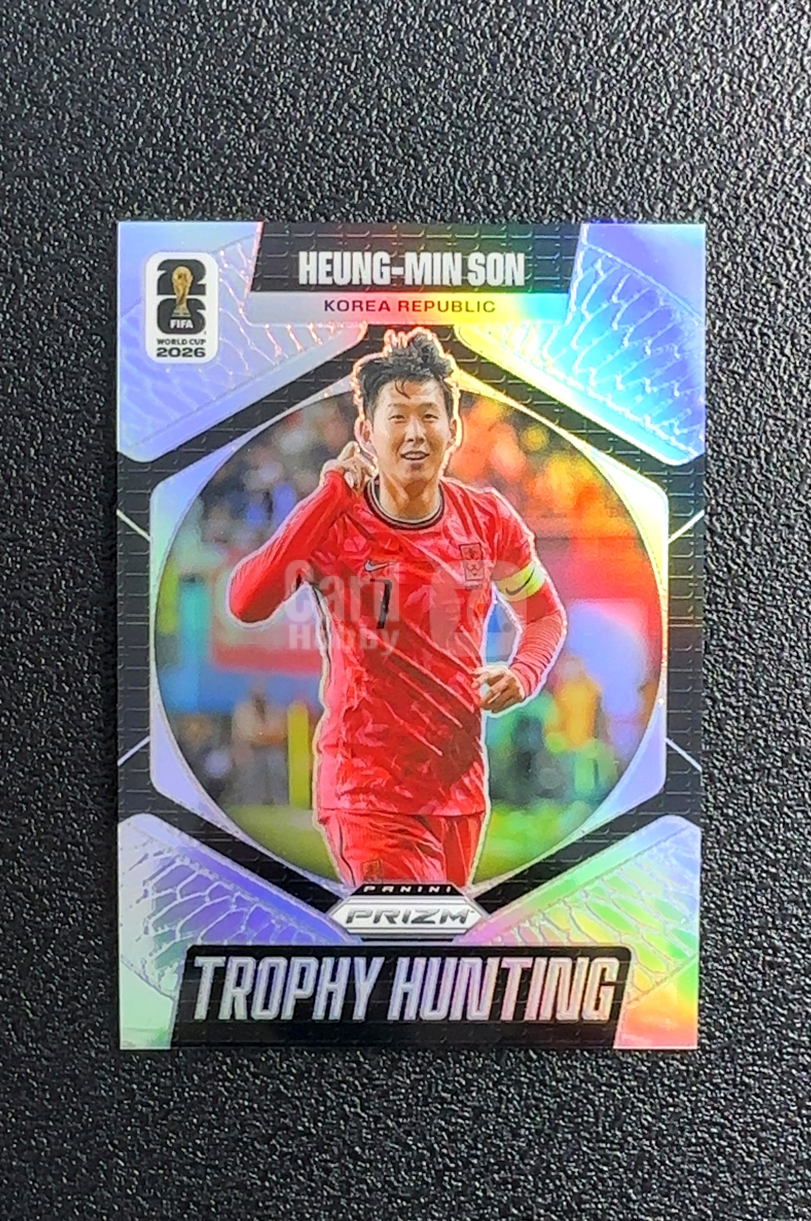 【岛屿拍卖】2026 Panini Prizm Trophy Hunting 奖杯猎人 Heung-Min Son 孙兴慜 银折 折射 卡品如图 高价值 #13 Korea 0023#139