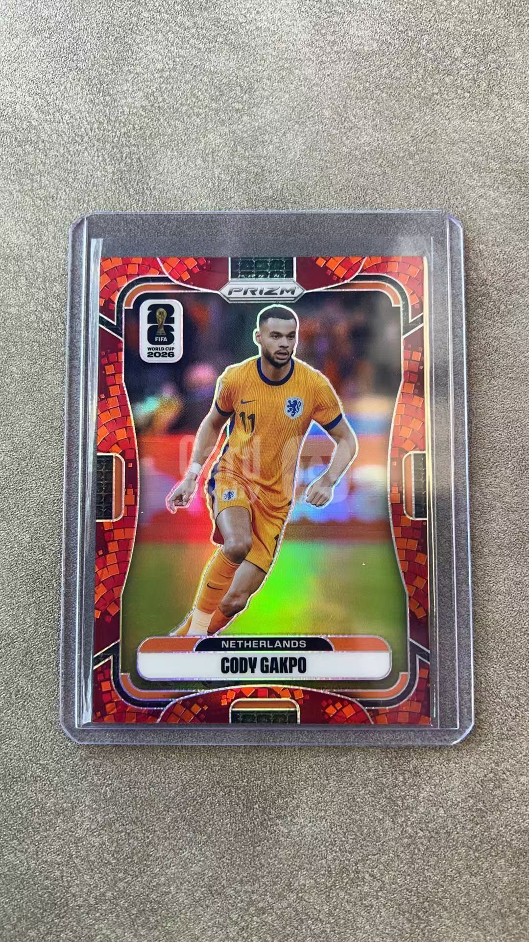 7858【330球星卡实体店代卖】2026 帕尼尼 PRIZM WORLD CUP 世界杯 Cody Gakpo 加克波 荷兰 加拿大折 枫叶折 37/86编 仅顺丰寄付 (RT)