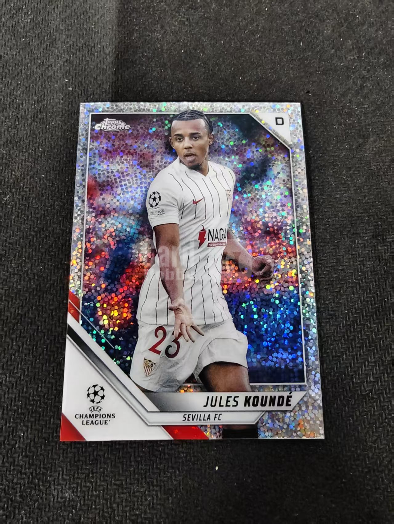 【可合并,不累计】2022 Topps Chrome jules kounde 塞维利亚 孔德 碎点折 欧冠 划痕 边角瑕疵 #121