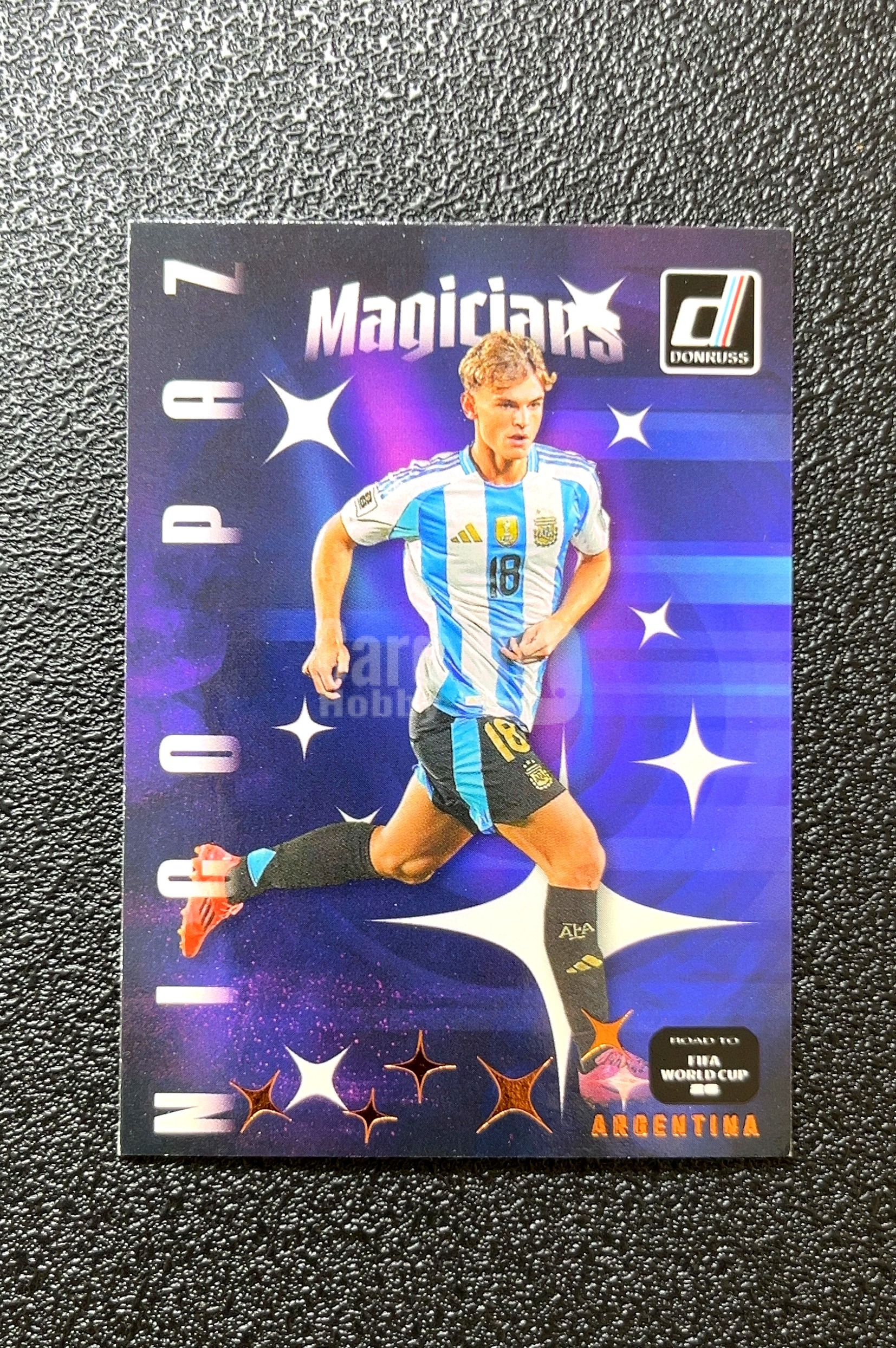 【岛屿拍卖】2025 Donruss Magicians Road to FIFA World Cup 通往世界杯之路 Nico Paz 尼科·帕斯 卡品如图 高价值 #25 0024#361