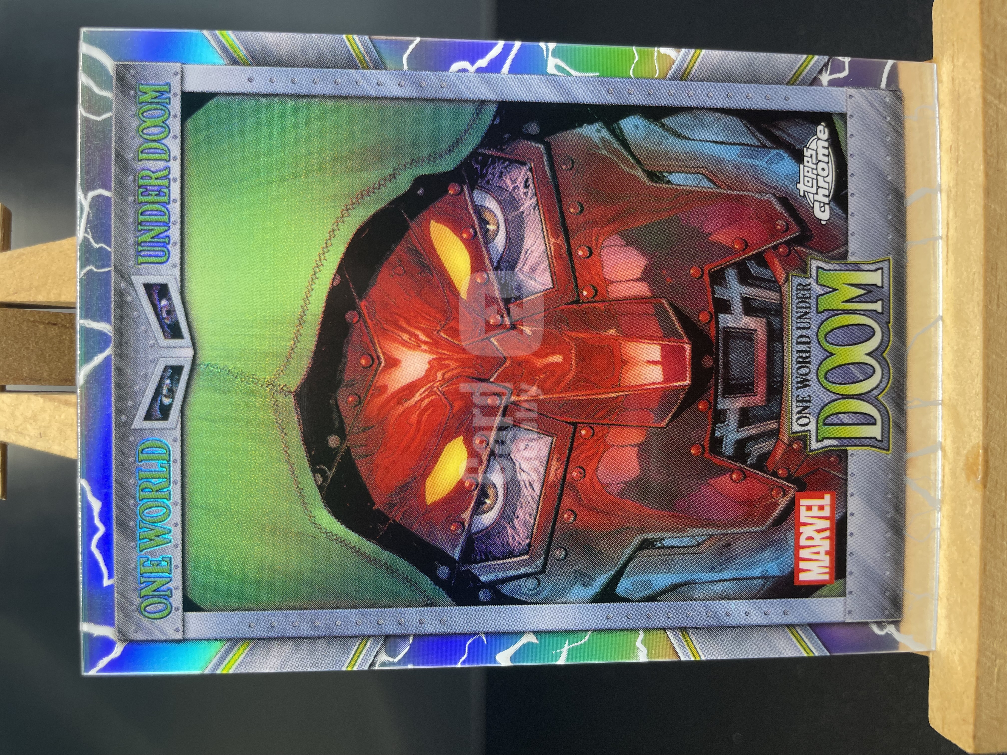 (B6)2026 TOPPS MARVEL 折射 毁灭博士大头特写 实卡好看 收藏凑套必备 卡品如图 !!!