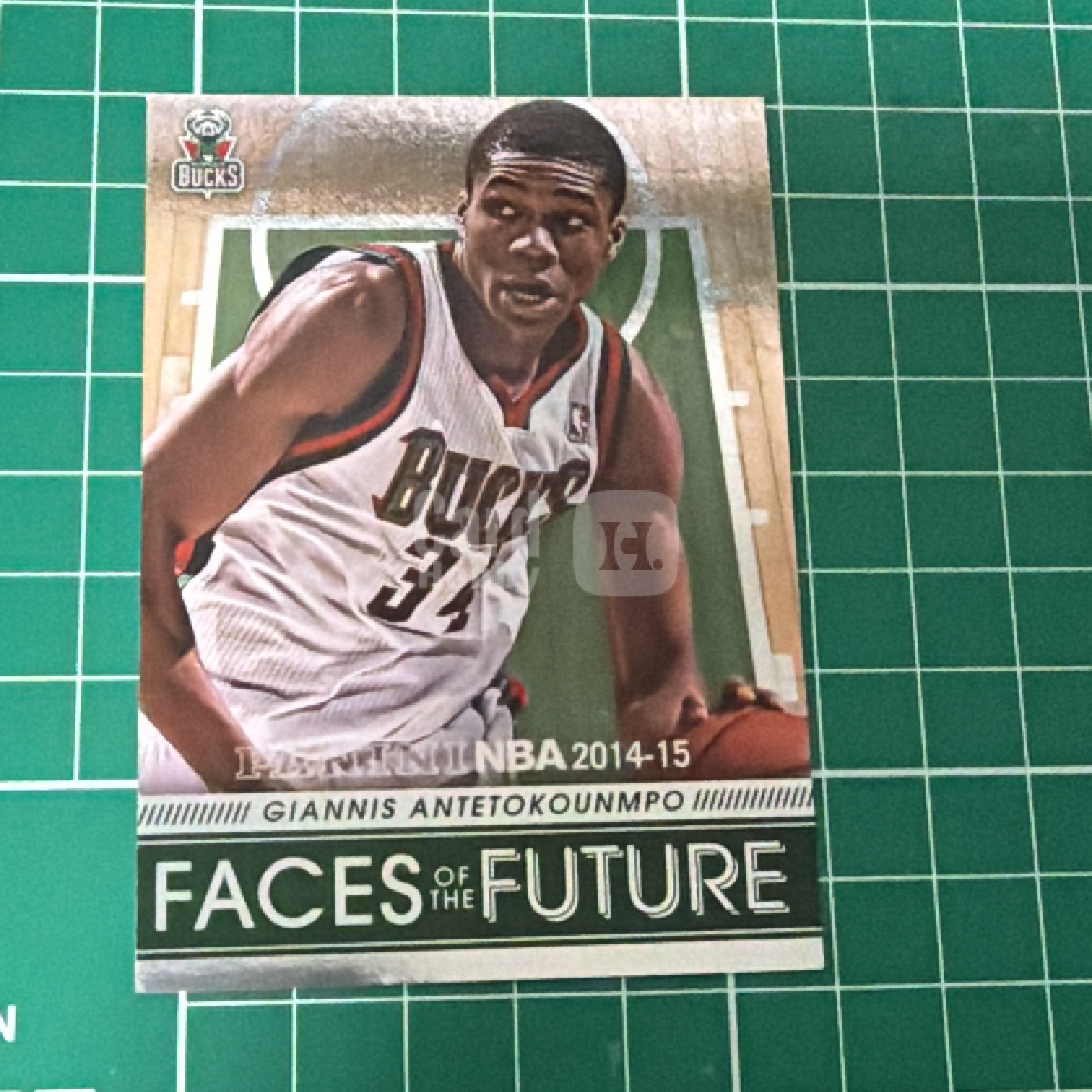 2014-15 Panini Americana Giannis Antetokounmpo S.p.a.扬尼斯阿德托昆博 字母哥 新秀次年 精美选图 十年老卡 绝版卡 稀有大比例 faces