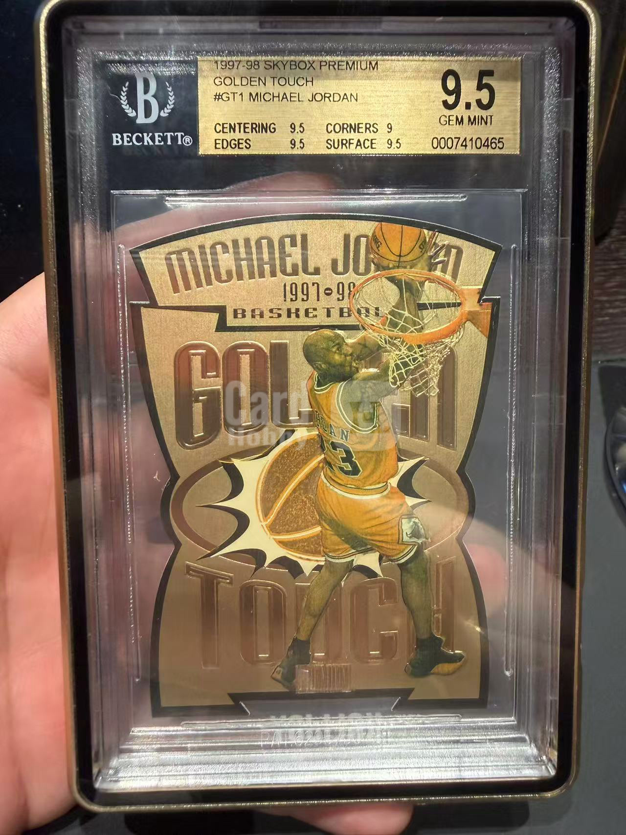 1997-98 SkyBox Premium Michael Jordan 【折射之家】迈克尔乔丹 篮球之神 公牛 gouden touth 大金牌 大比例异形 经典老特 BGS金标9.5 Damon