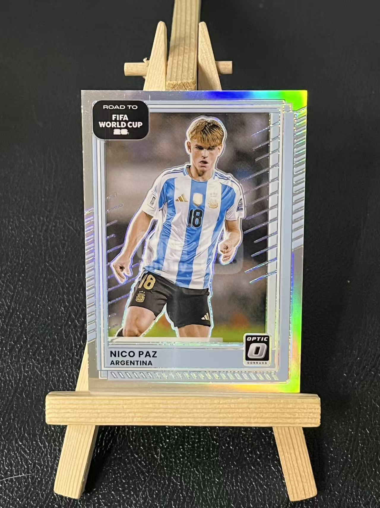 2025-26 Panini Donruss nico paz 尼科 帕兹 阿根廷 银折 世界杯 实卡精美 卡品如图 LA-4