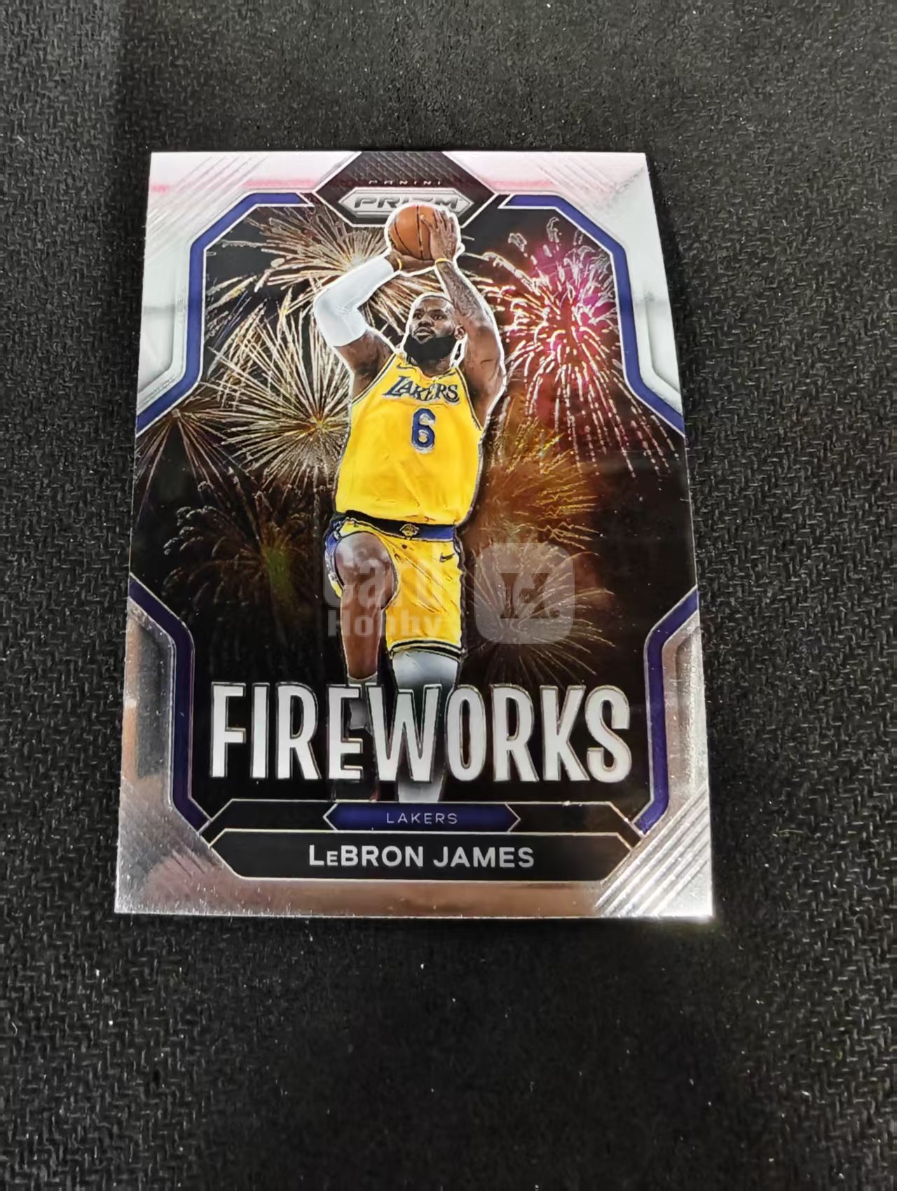 【可合并,不累计】2022-23 Panini Prizm LeBron James 勒布朗 詹姆斯 詹皇 湖人 烟花特卡 PZ 不保卡品 介意勿拍 #10