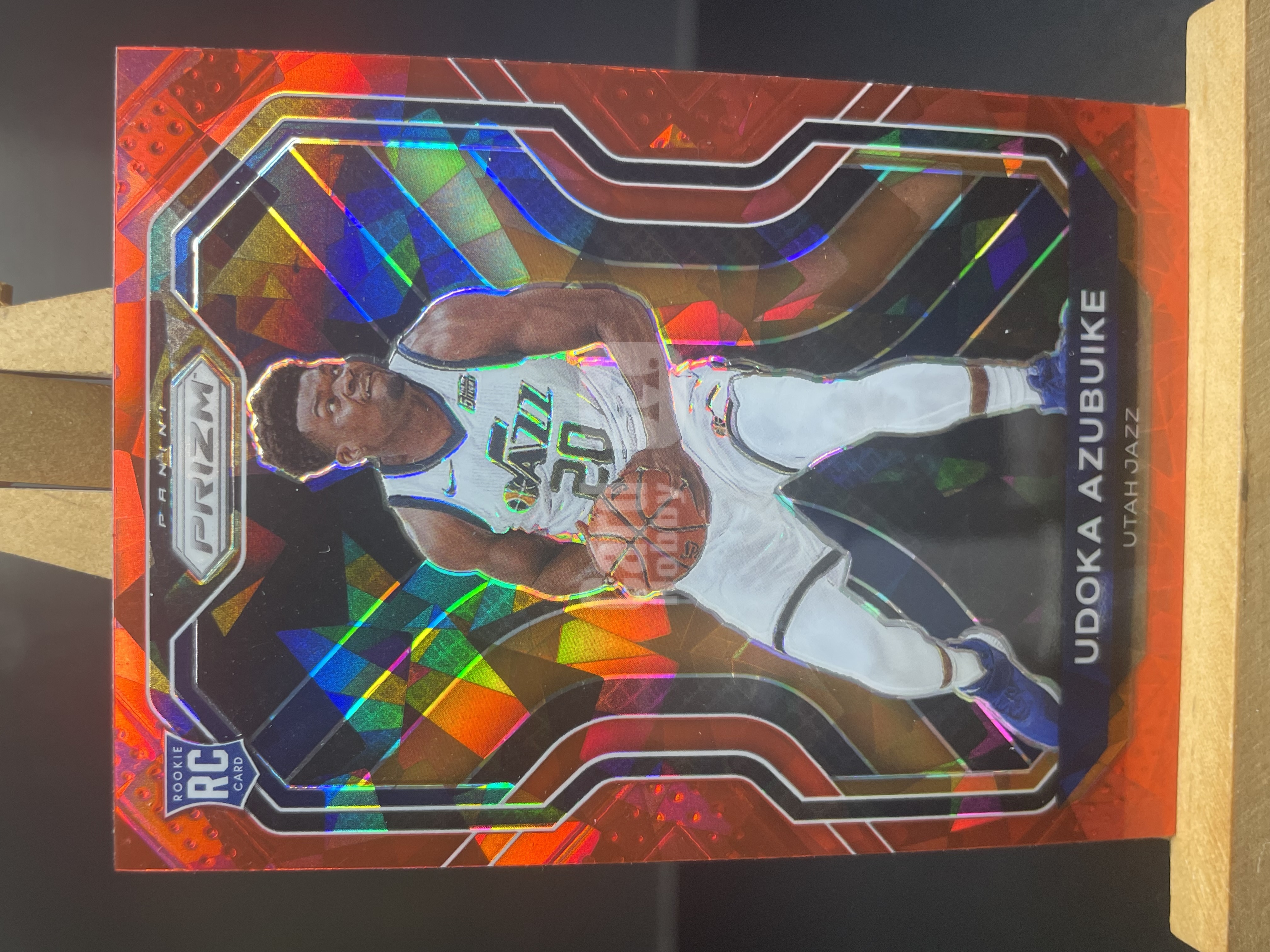 (A13) 2020-21 PANINI PRIZM 红碎冰 新秀RC 乌多卡 阿祖布伊克  爵士 近期大热球星 收藏必备 边暇  ! ! !