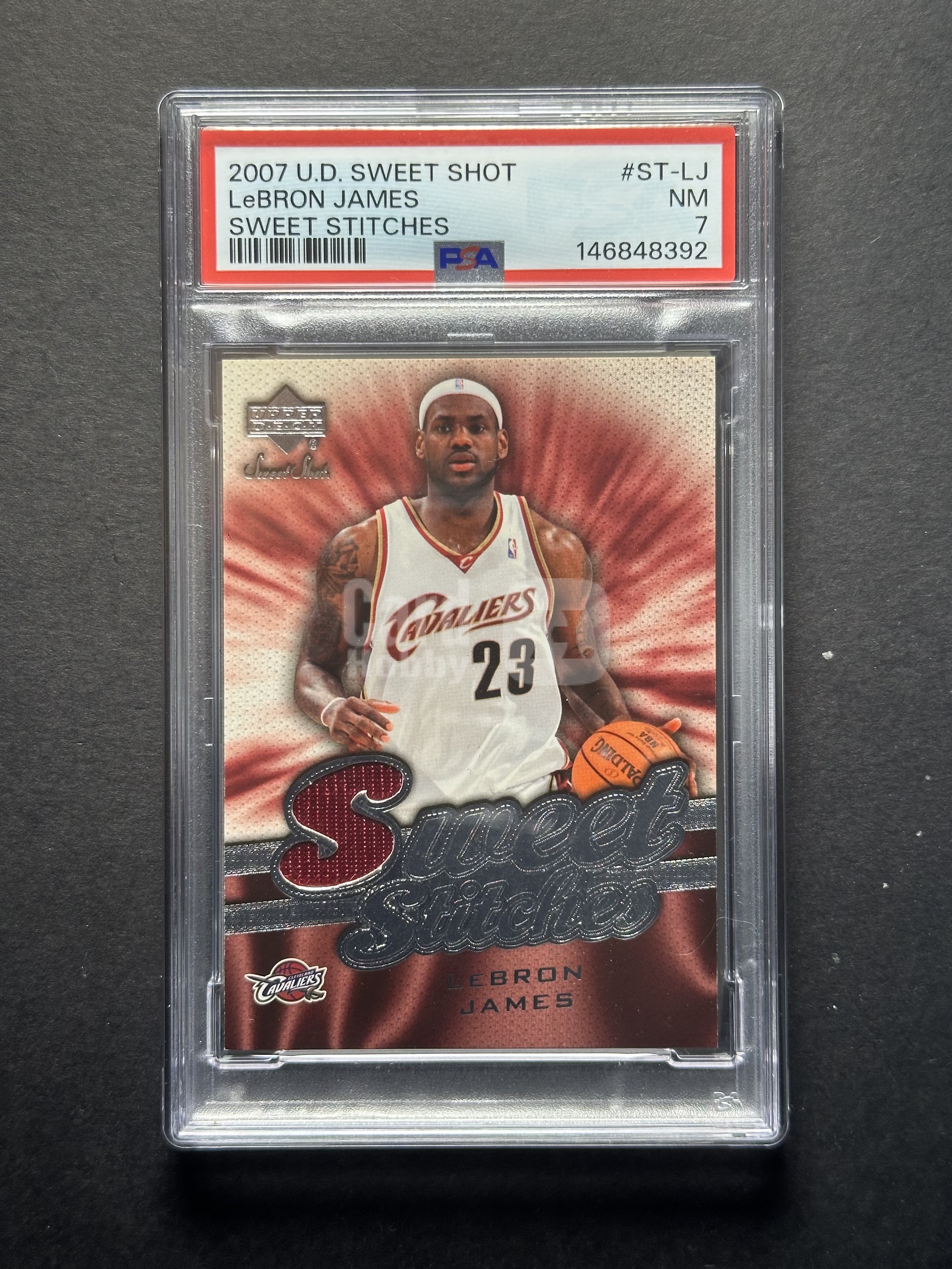2007-08 Upper Deck Sweet Shot LeBron James UD 老詹 勒布朗 詹姆斯 骑士 GU 亲穿落场 球衣物料切割 银平行 评级卡 PSA7【怪兽代卖】YSYWR