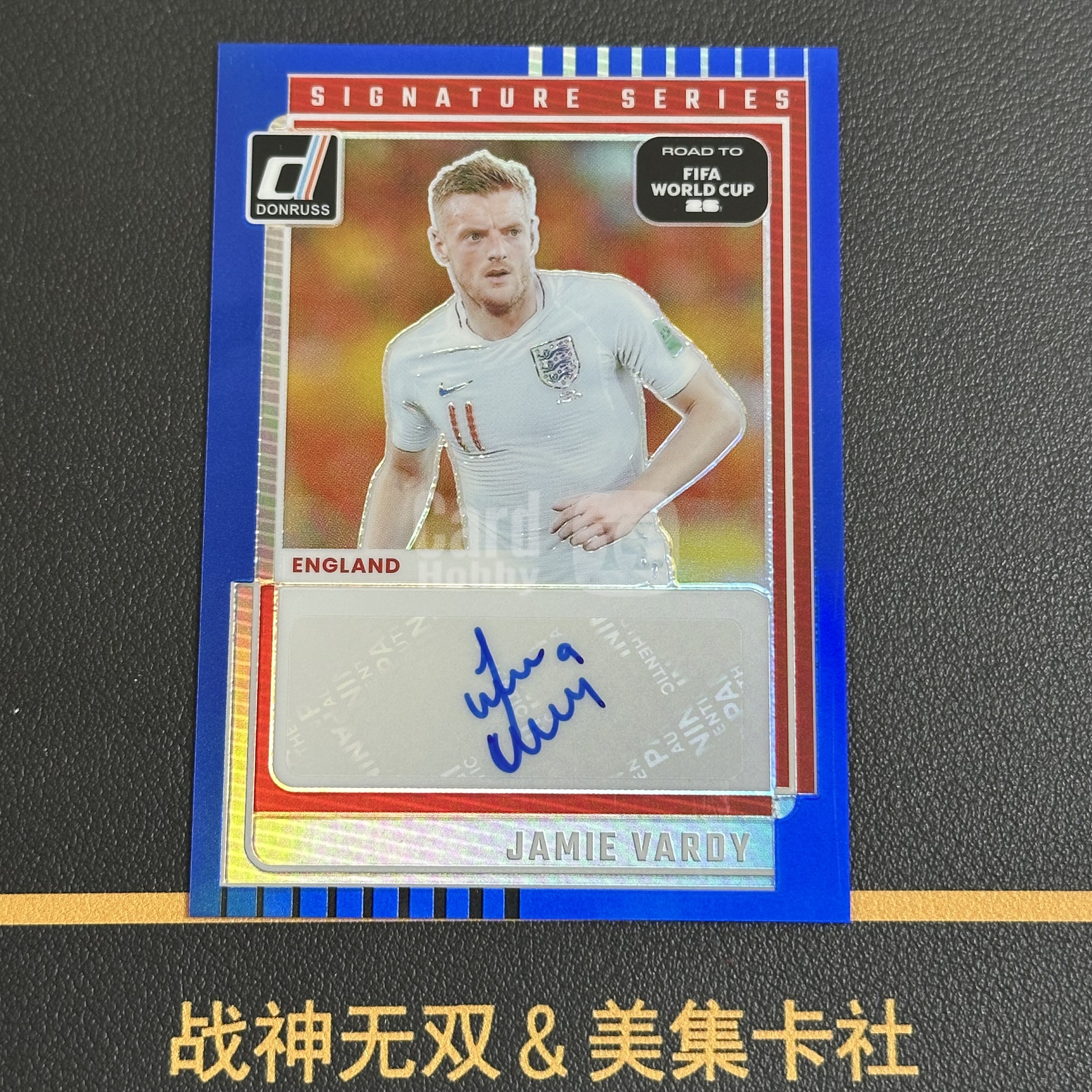 2025-26 Panini Donruss Jamie Vardy 杰米 瓦尔迪 英格兰 世界杯 蓝折 签字 132/199编 世界杯 杜蕾斯 战神无双(#6.24koja)