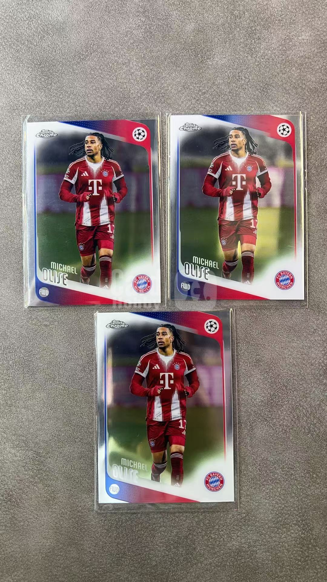 7065【330球星卡实体店代卖】2026 Topps Chrome Michael Olise 奥利赛 拜仁 BASE lot 无卡具 仅顺丰寄付(UK23)