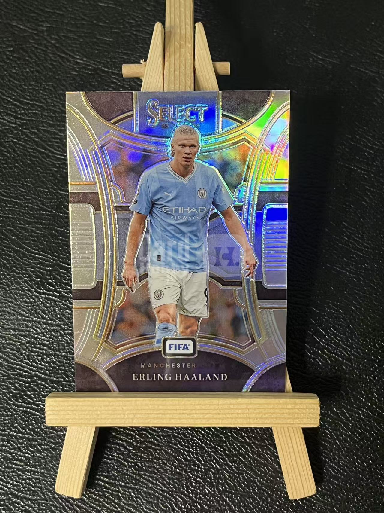 2023-24 Panini Select Erling Haaland 哈兰德 曼城 银折 实卡精美 卡品如图 LA-2