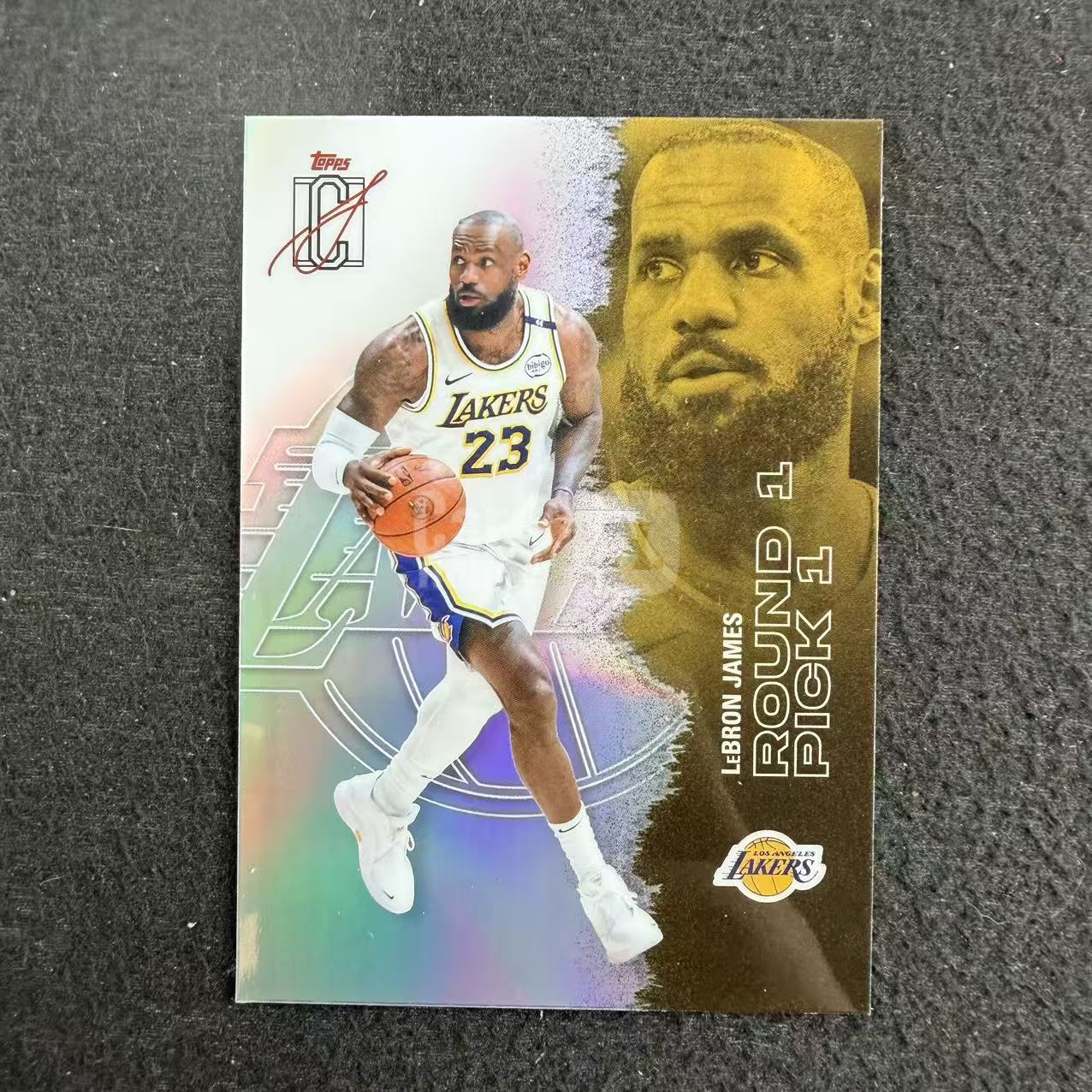 【阿福拍卖】2026 Topps Signature Class LeBron James 勒布朗 詹姆斯 湖人 首轮选秀 特卡 银折 收藏必备（CMY）